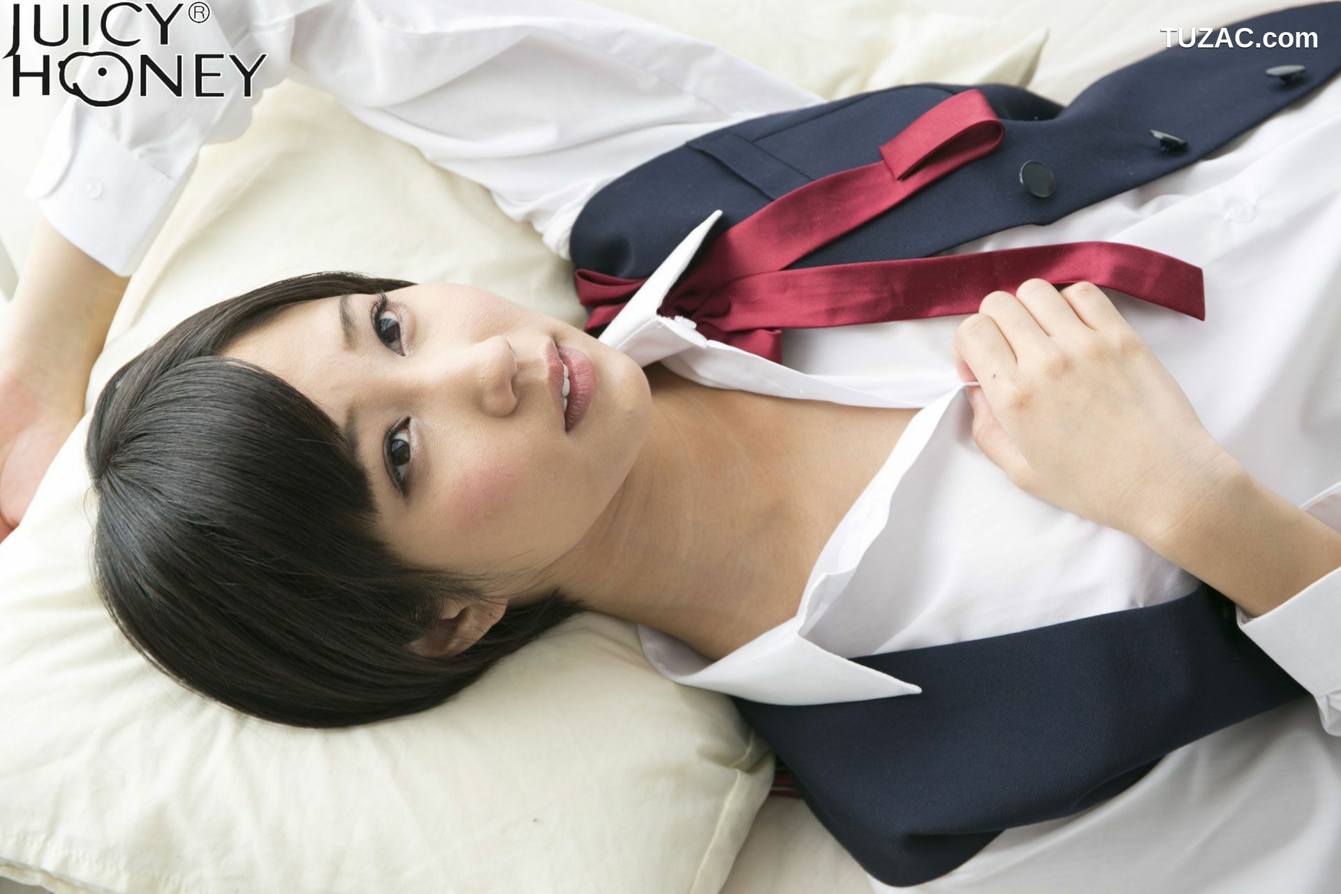 Juicy Honey_ ジューシーハニー30 湊莉久 Riku Minato 写真集[50P]