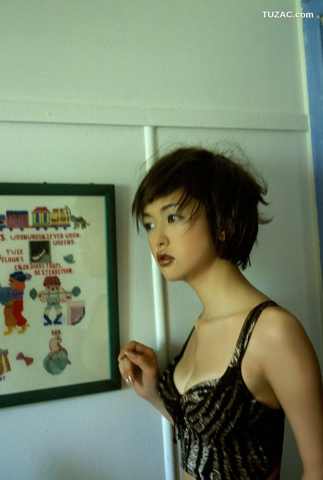 NS Eyes_ SF-No.182 Minori Kousaki 紅咲美乃里/波多野里美 写真集[74P]