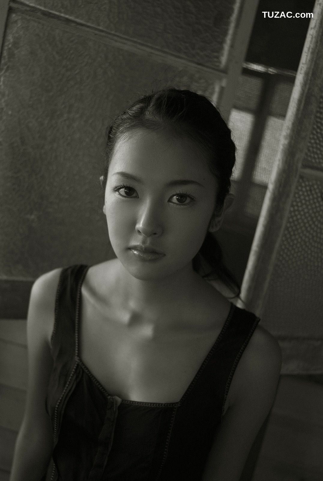 NS Eyes_ SF-No.182 Minori Kousaki 紅咲美乃里/波多野里美 写真集[74P]
