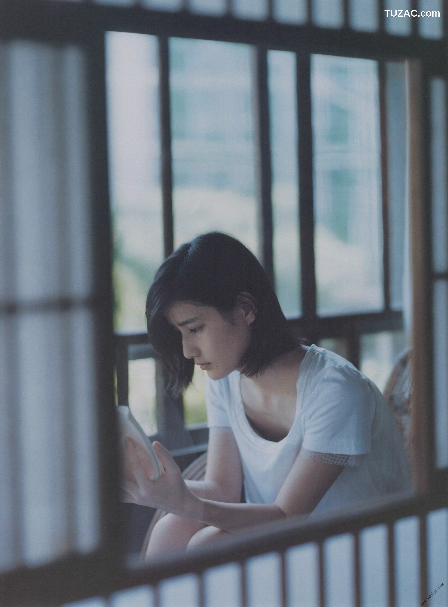 PB写真集_Ai Hashimoto 橋本愛《杂志图片》 写真合集 [105P]