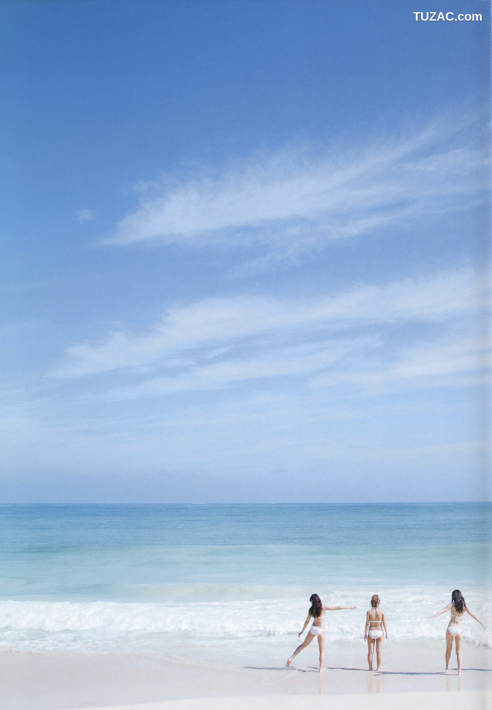 PB写真集_Alo-Hello! ℃-ute Photobook 2014 [120P]