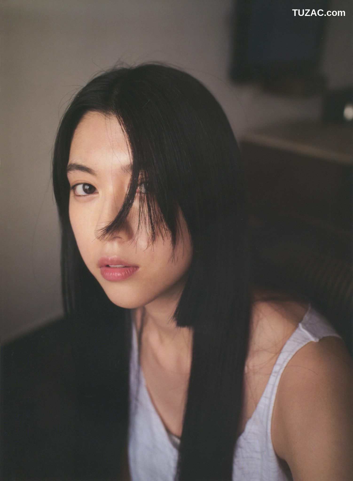 PB写真集_Ayaka Miyoshi 三吉彩花 《わたし》[135P]