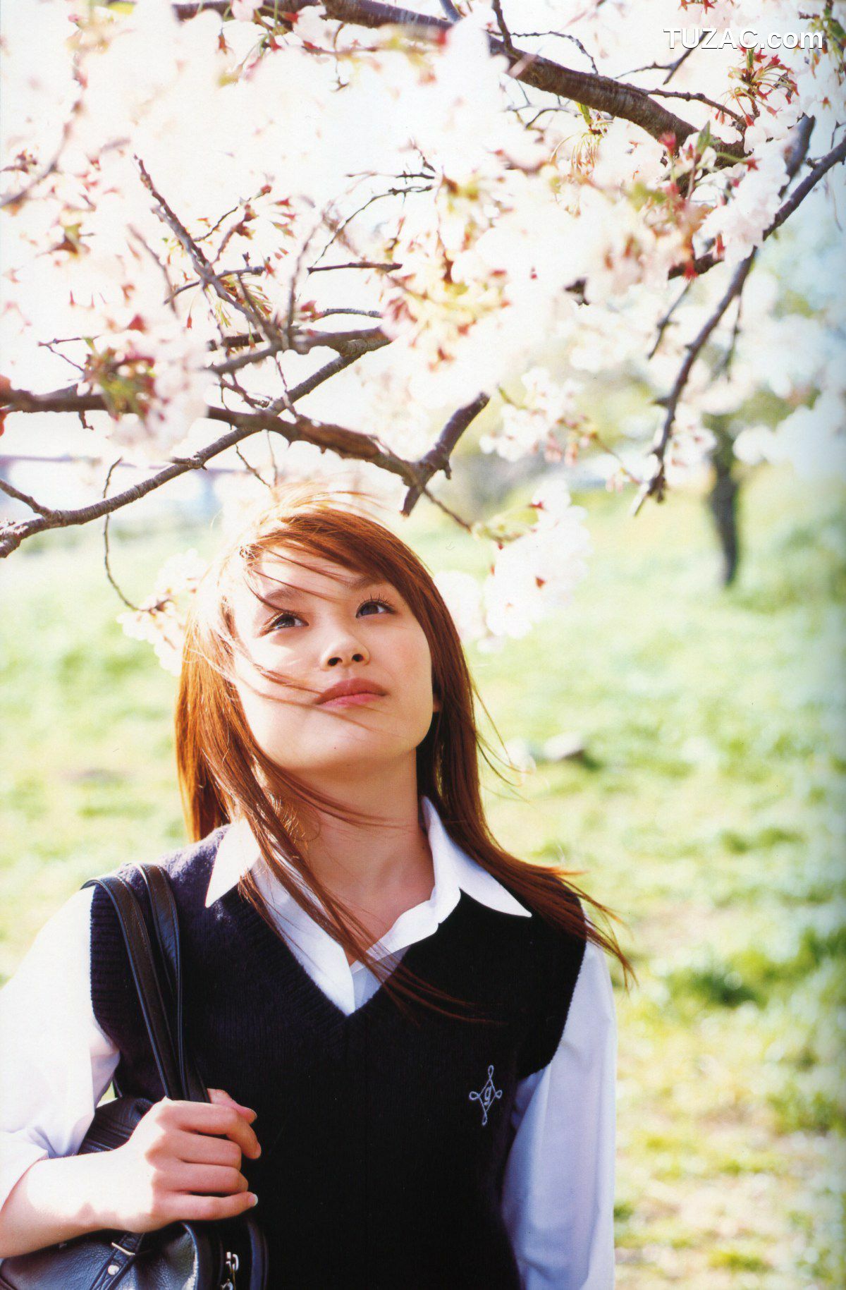 PB写真集_Takahashi Ai 高橋愛 《ai》 写真集[142P]