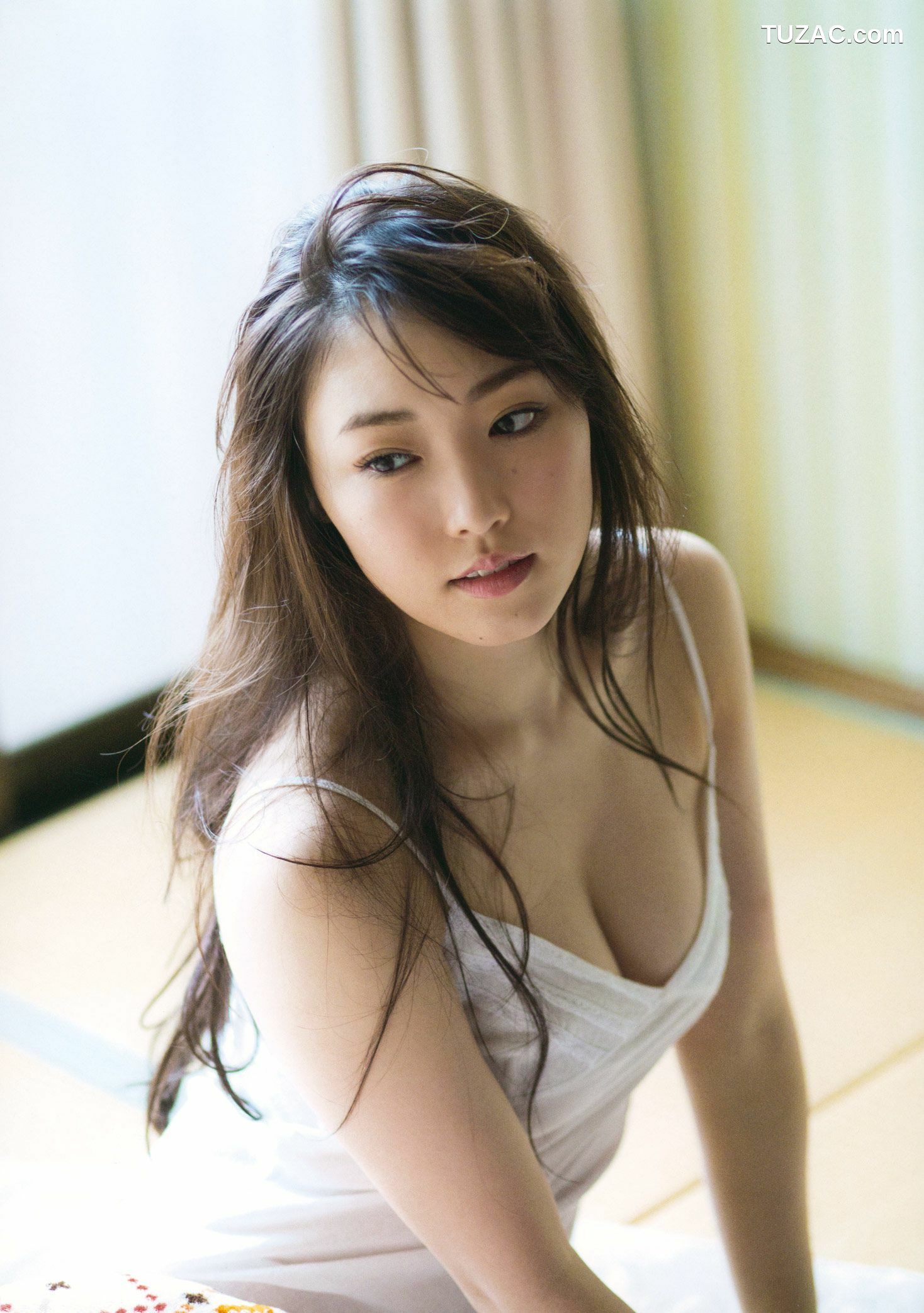 PB写真集_モーニング娘。&amp;#039;17 譜久村聖 《二十歳》 写真集[102P]