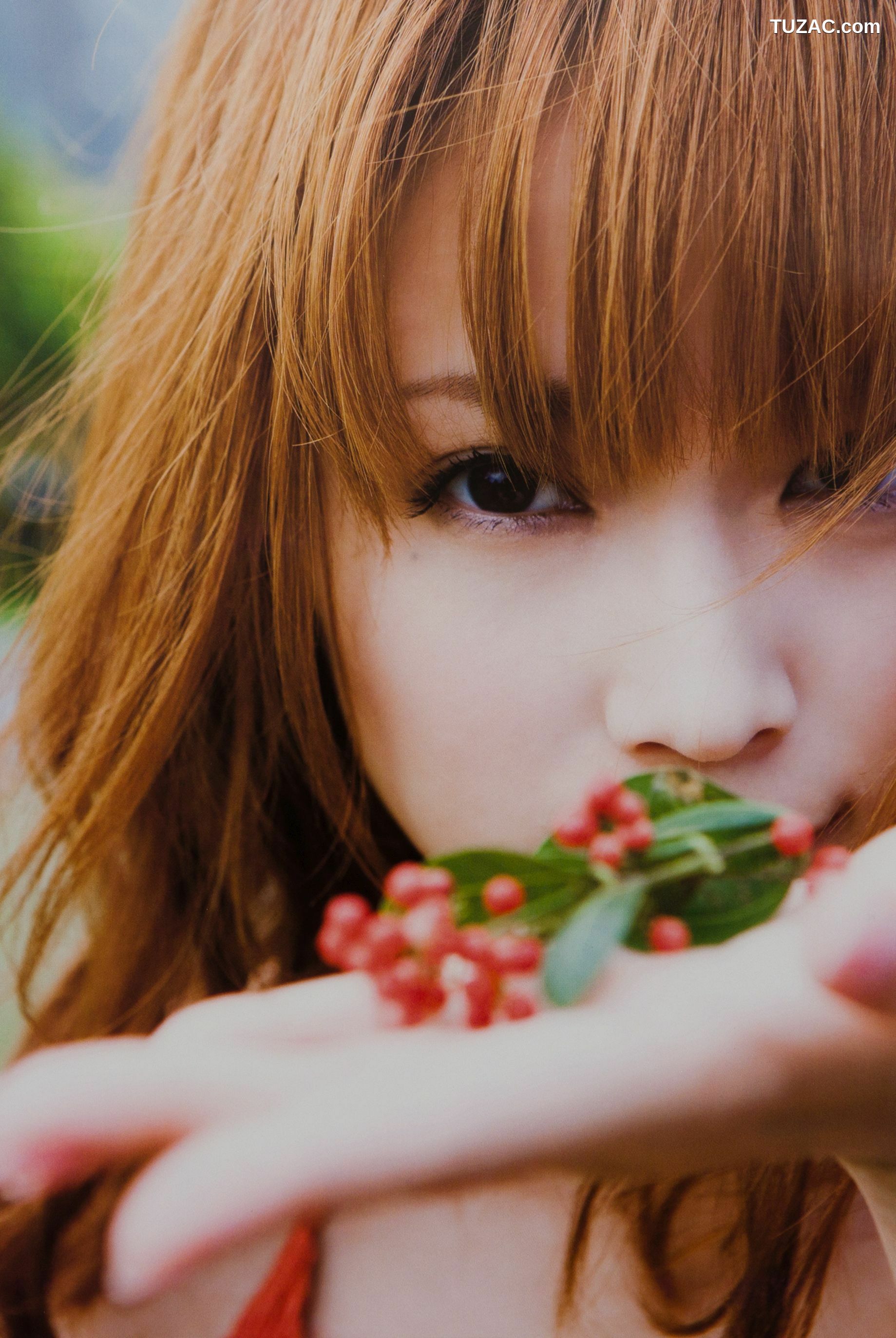 PB写真集_亀井絵里 《sweet》 写真集 [70P]