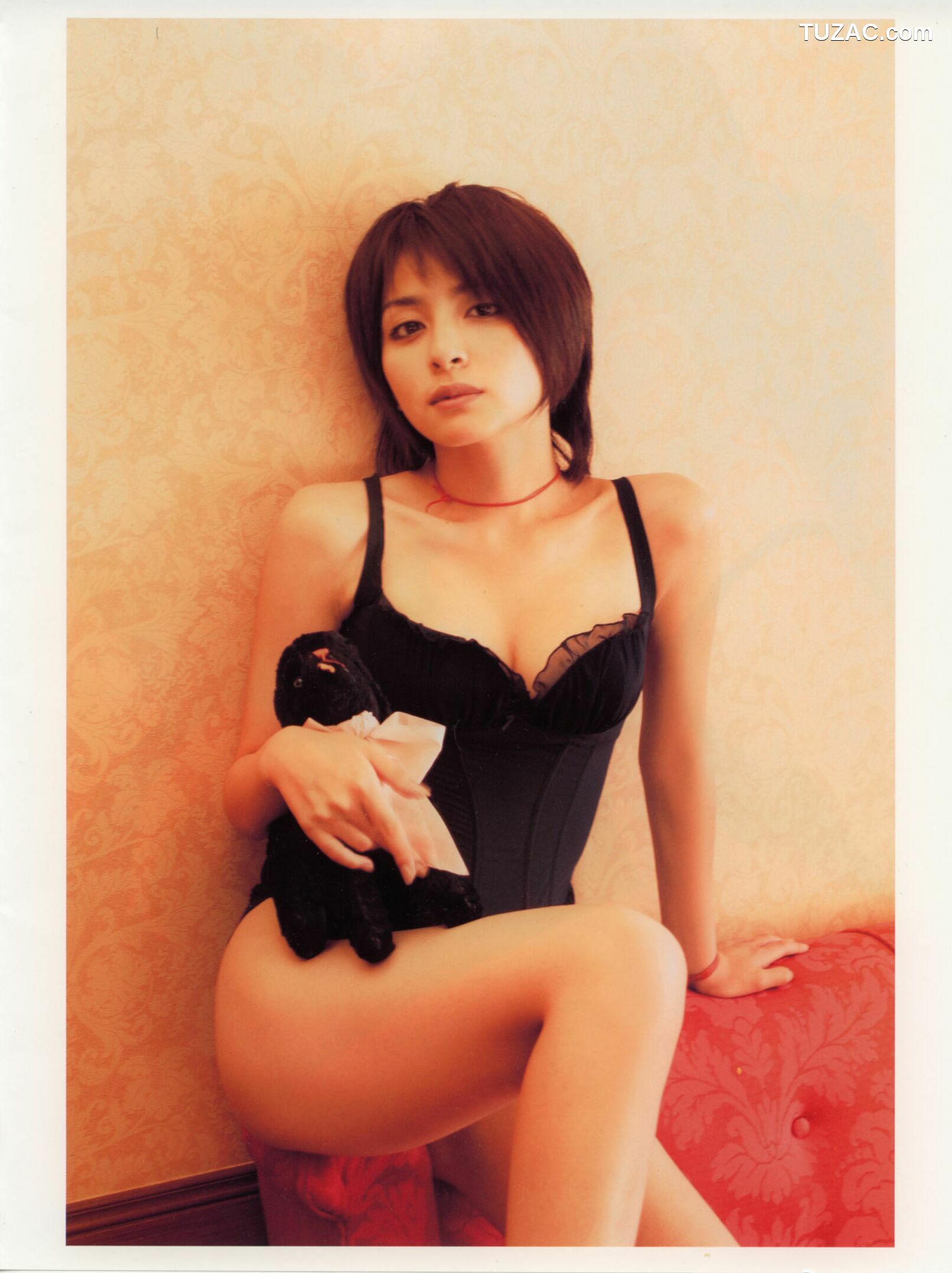 PB写真集_奥菜恵《The Okina 3／3 in Paris》 [85P]
