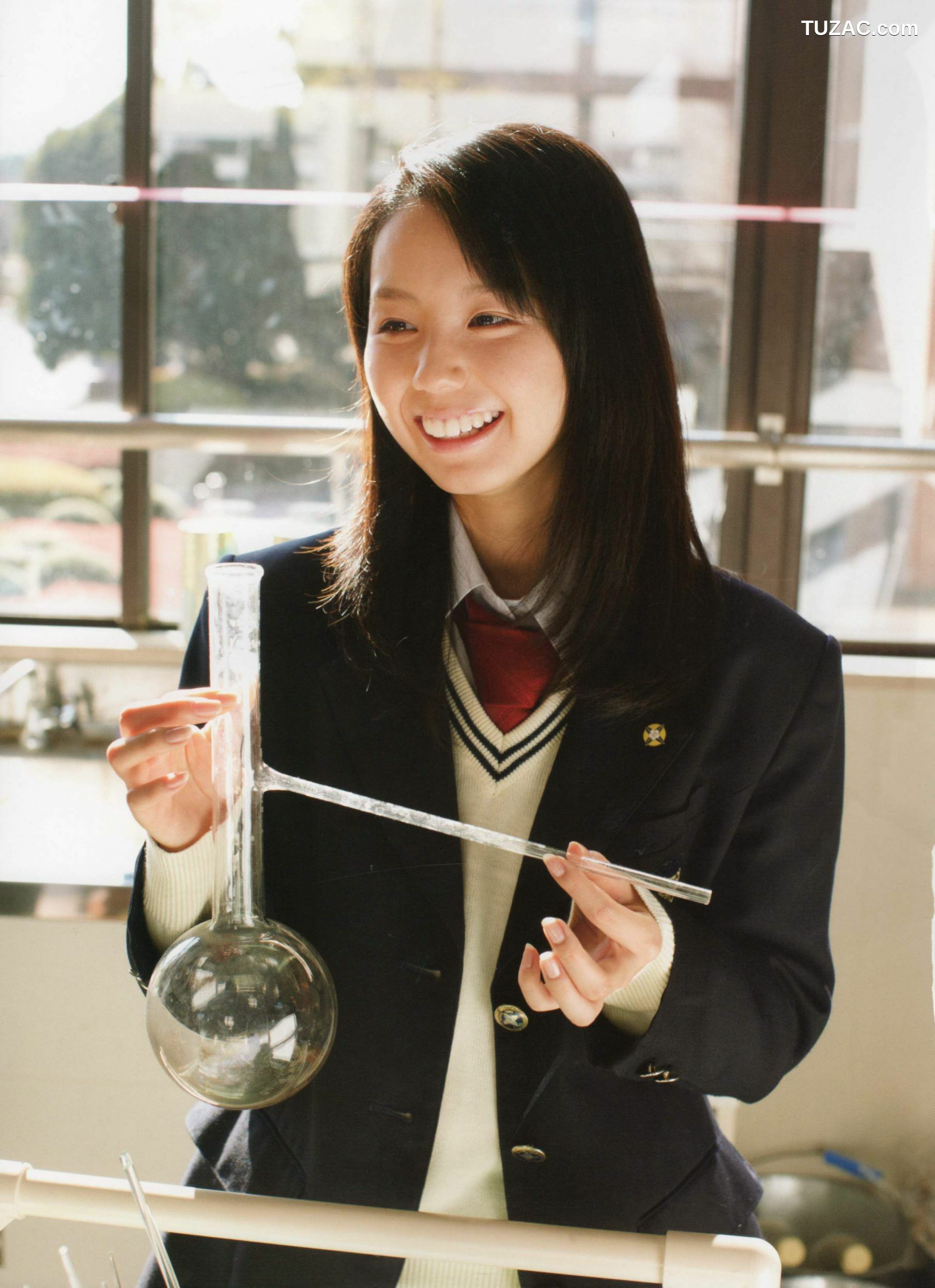 PB写真集_小池里奈 《Graduation》 [98P]
