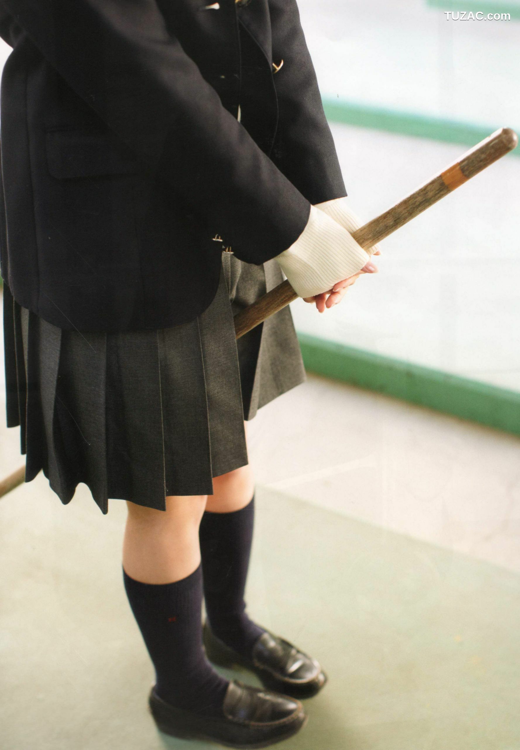 PB写真集_小池里奈 《Graduation》 [98P]
