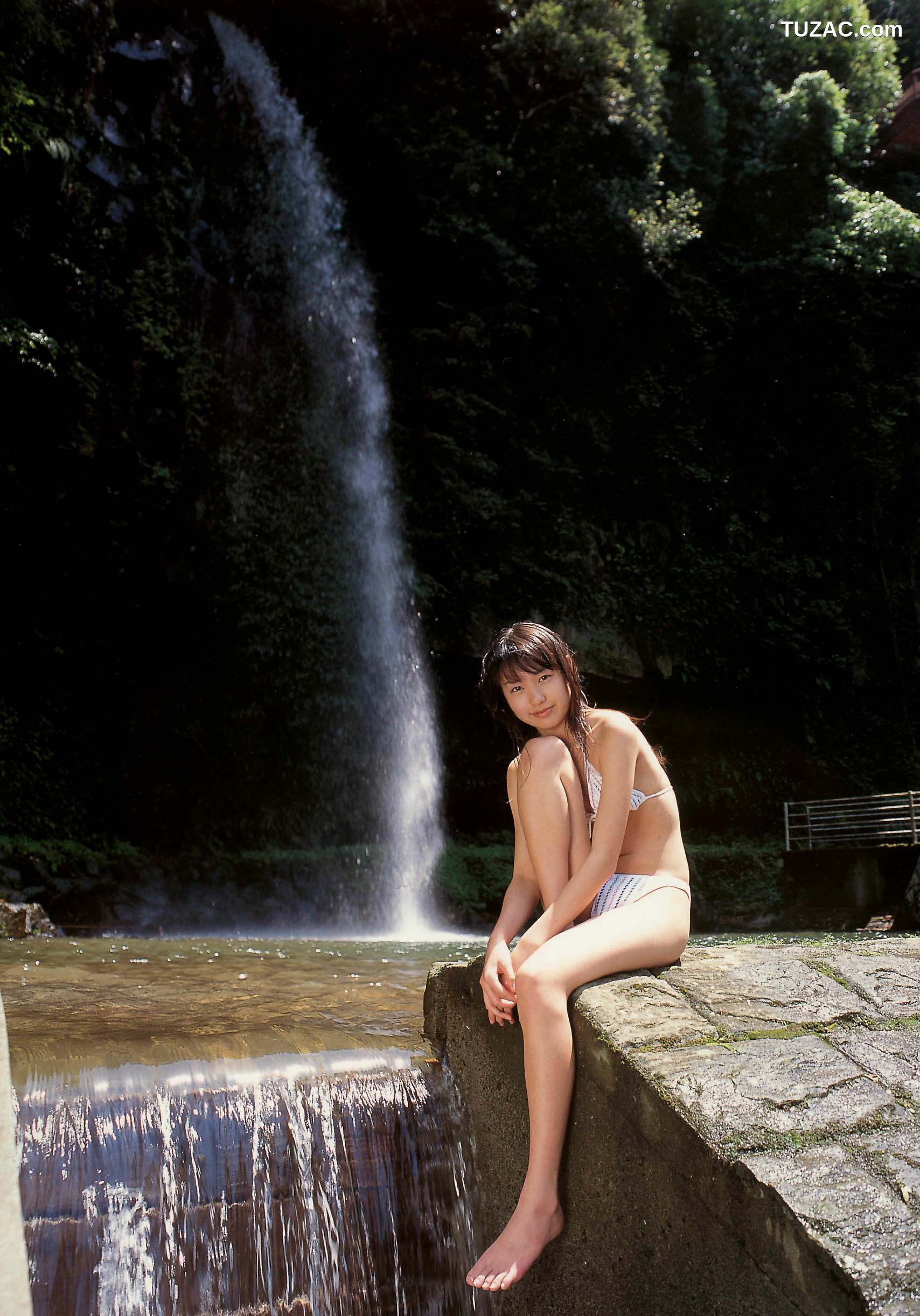 PB写真集_戸田恵梨香《SANWA MOOK 7 生まれた泉》 写真集[97P]