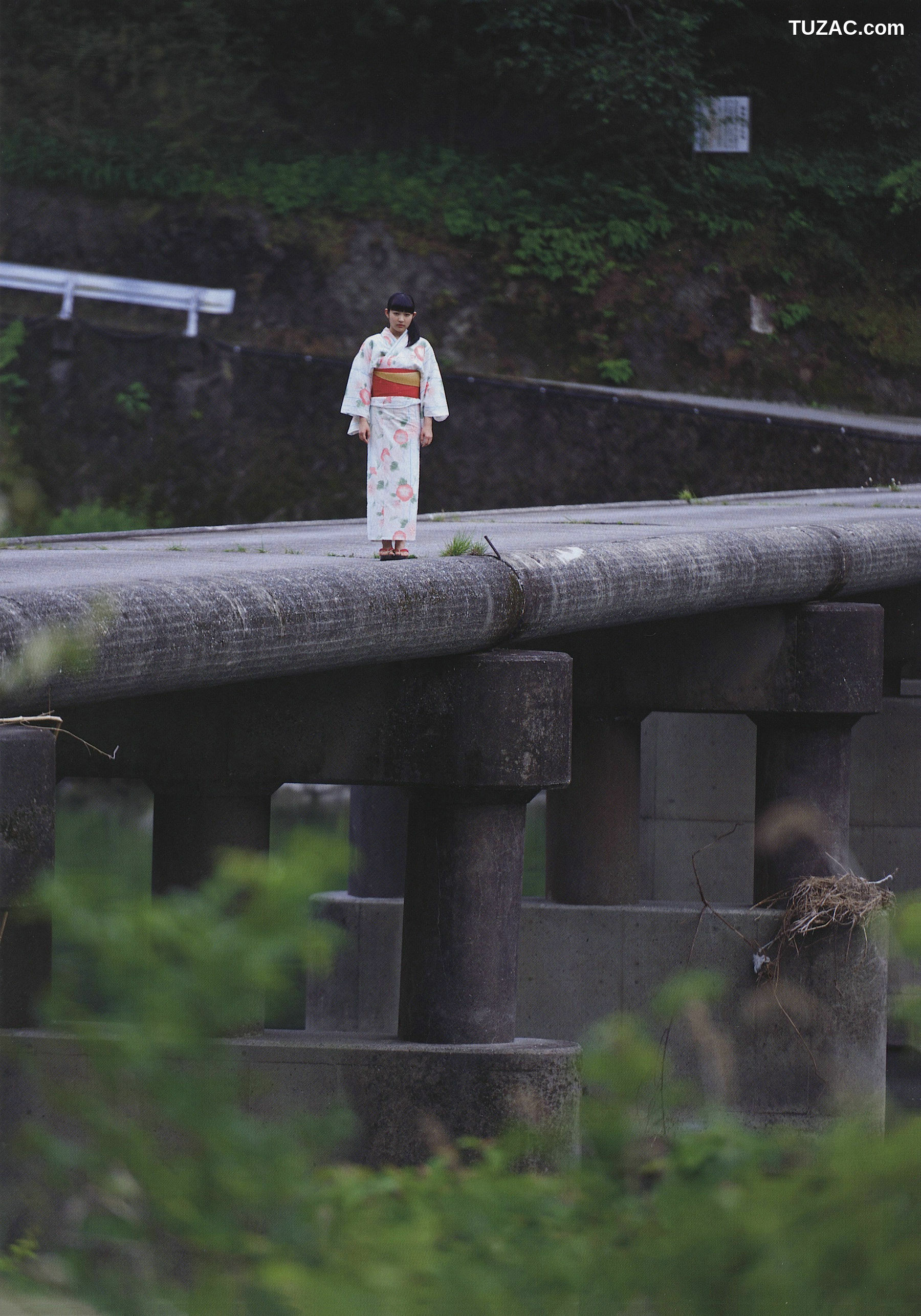 PB写真集_柏木ひなた《ひなた日和》 写真集[73P]