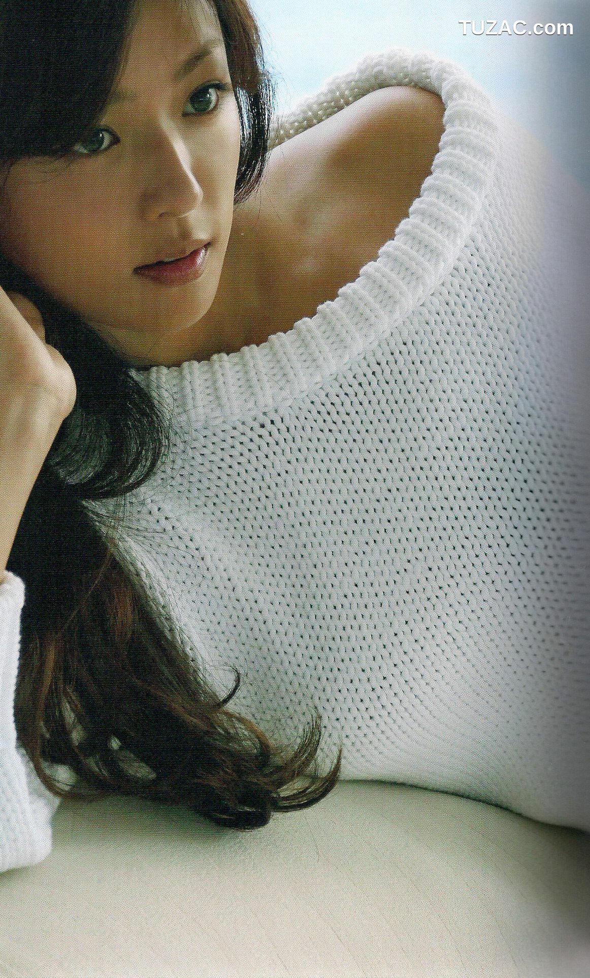 PB写真集_深田恭子 《Down to earth》 [129P]