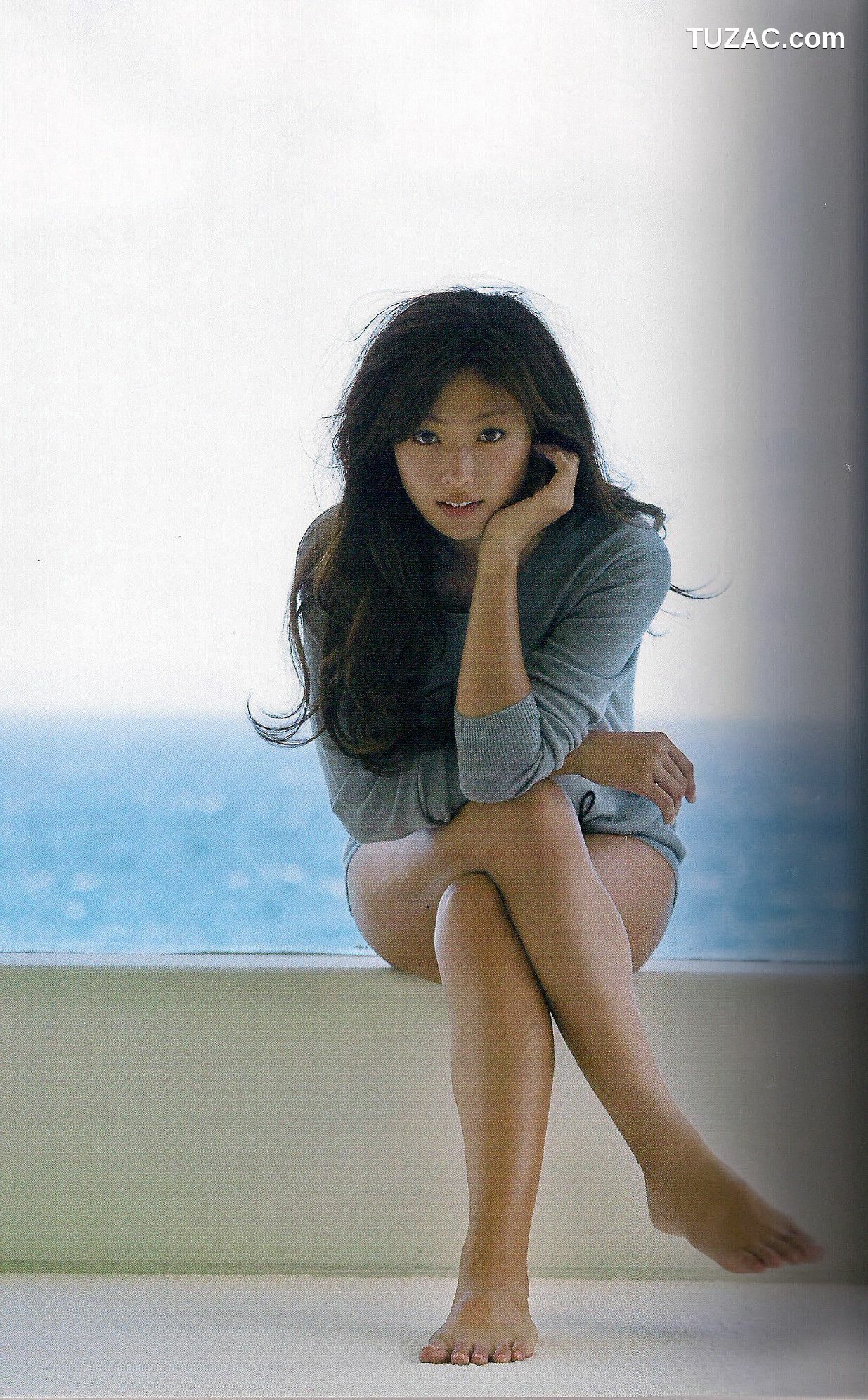 PB写真集_深田恭子 《Down to earth》 [129P]