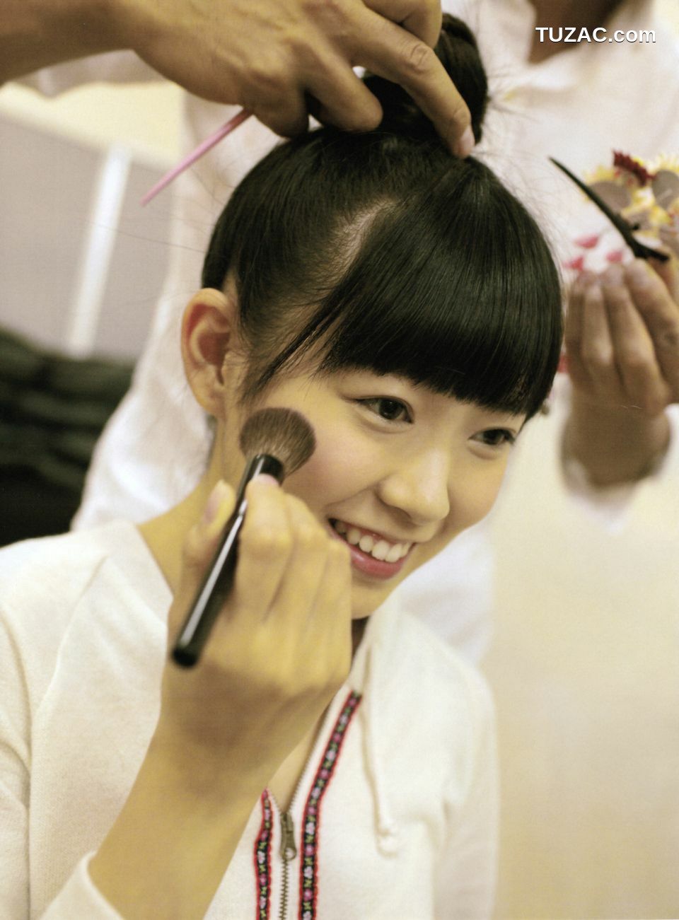 PB写真集_渡辺美优纪《みる神》 写真集[152P]