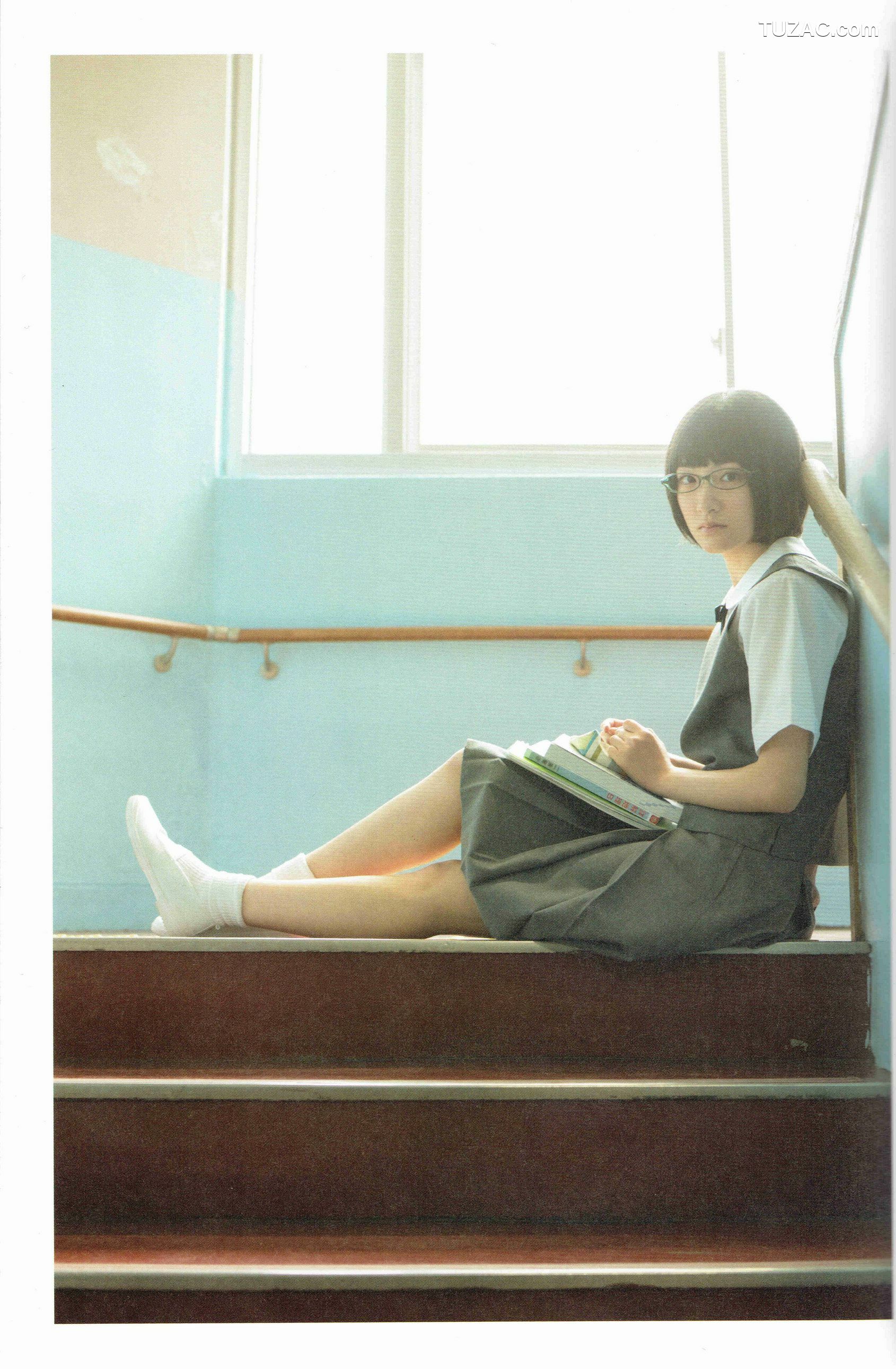 PB写真集_生駒里奈《君の足跡》 写真集 [126P]