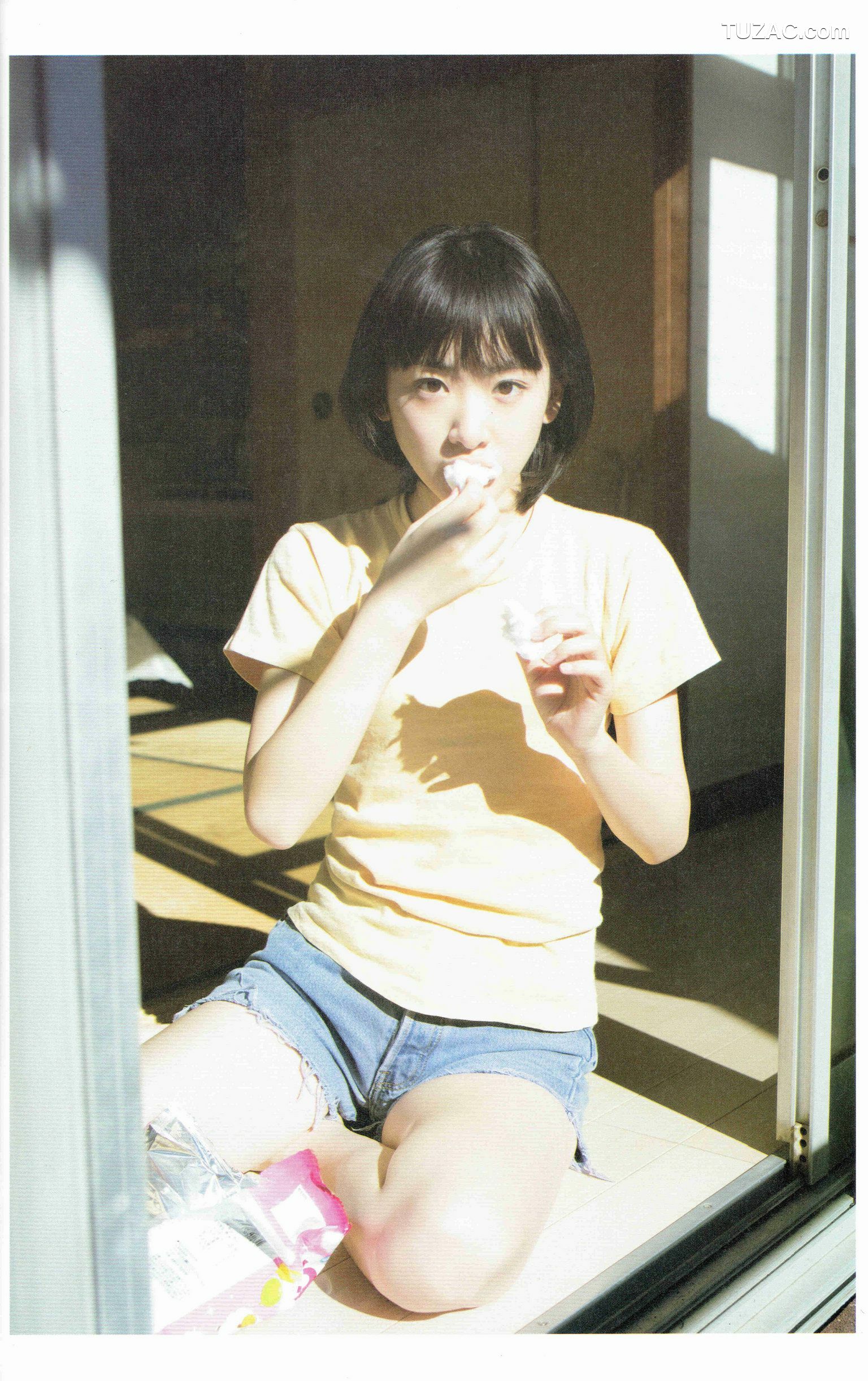 PB写真集_生駒里奈《君の足跡》 写真集 [126P]