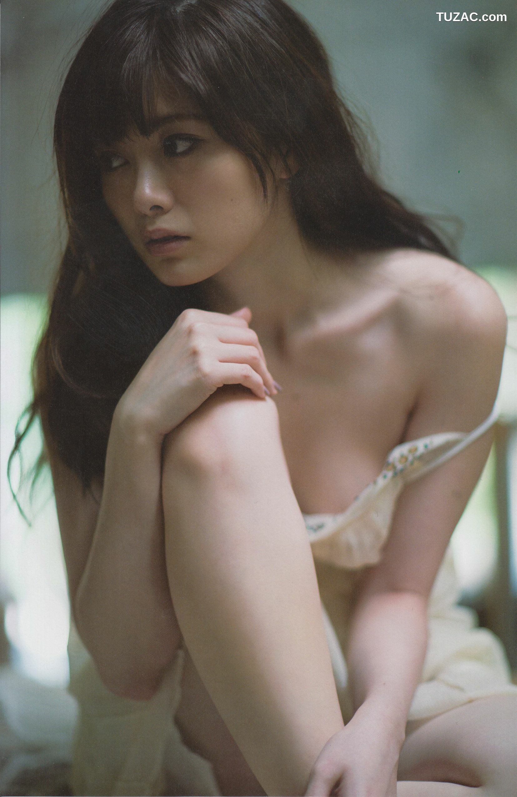PB写真集_白石麻衣《清純な大人｣》 写真集[94P]