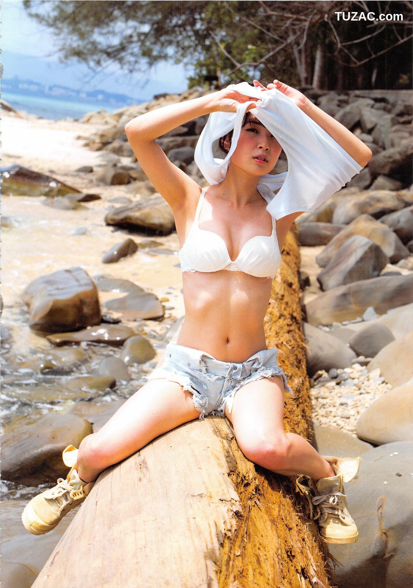 PB写真集_高柳明音《Churi》 写真集[136P]