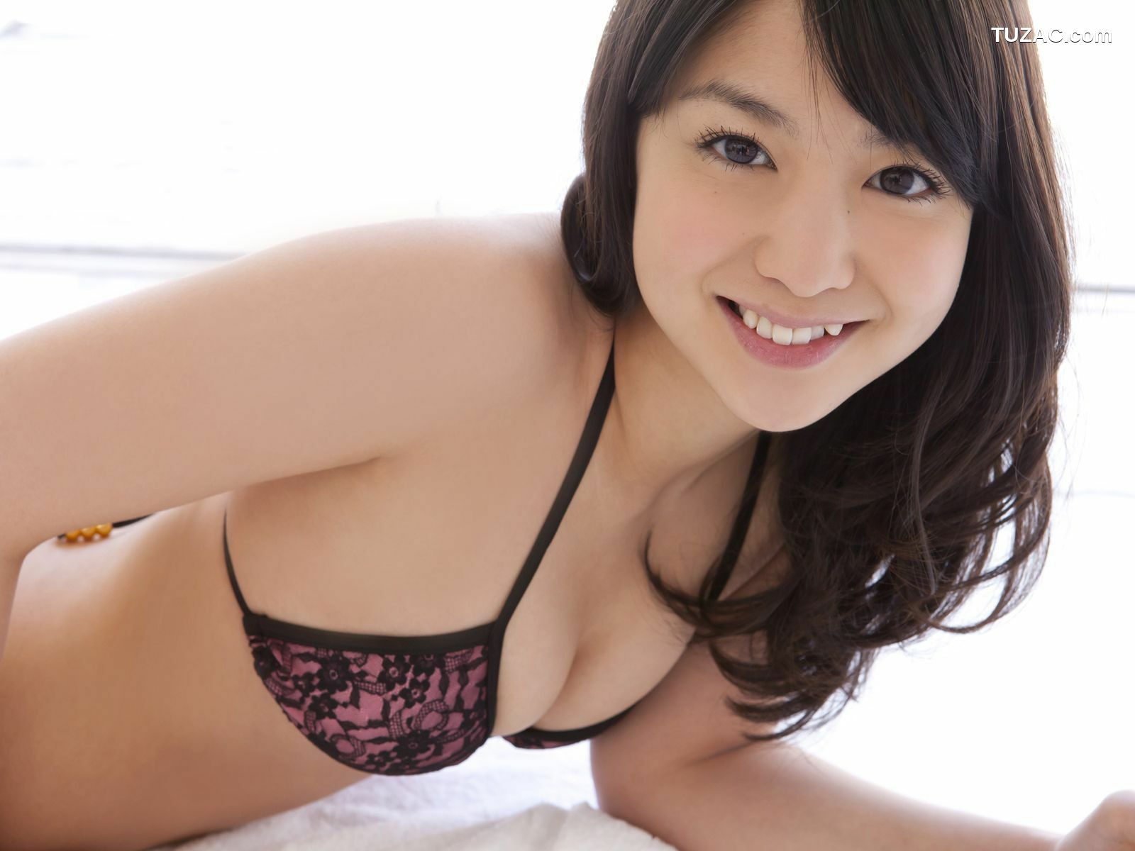 Sabra_小池唯《FOREVER 21》写真集 Cover Girl [100P]