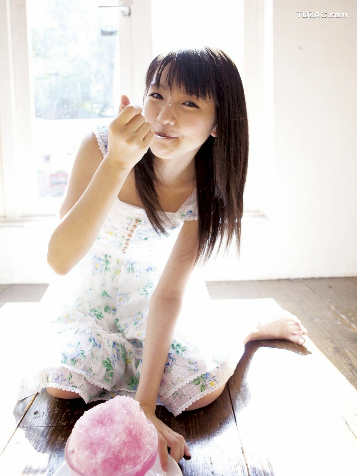 Sabra_真野絵里菜 《SUMMER GREETING》 写真集 [40P]