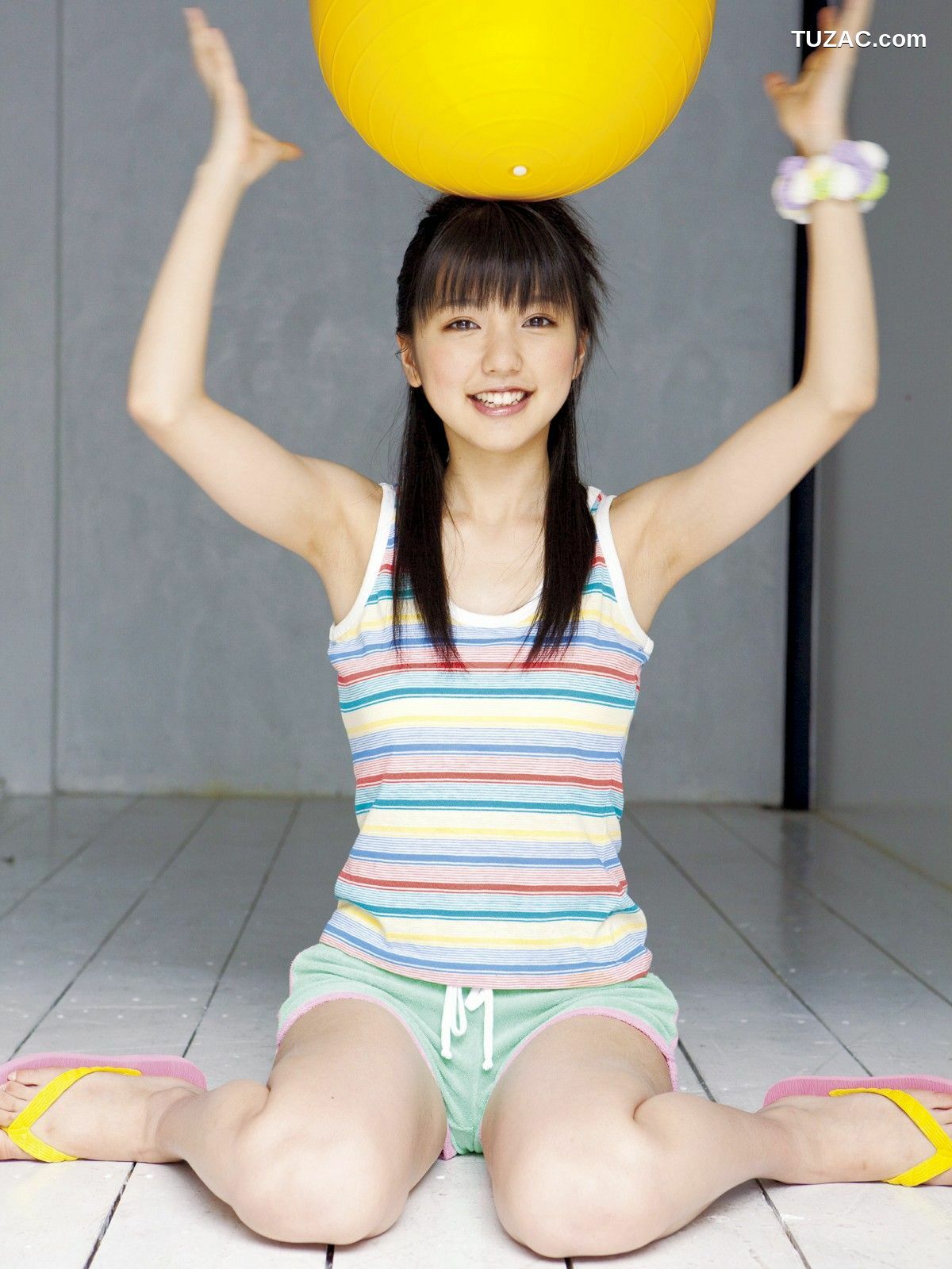 Sabra_真野絵里菜 《SUMMER GREETING》 写真集 [40P]