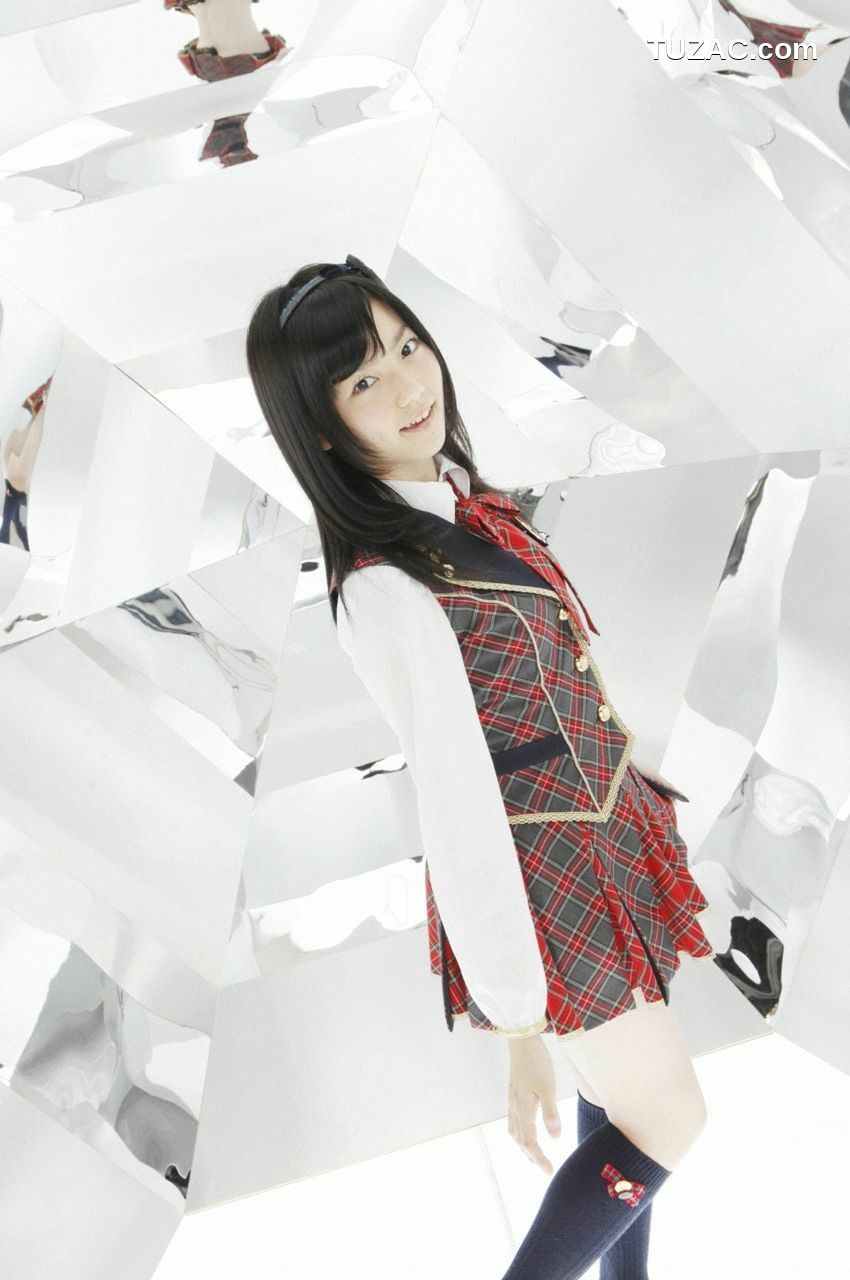 VYJ_AKB48《WORLD GIRLS》 写真集[37P]