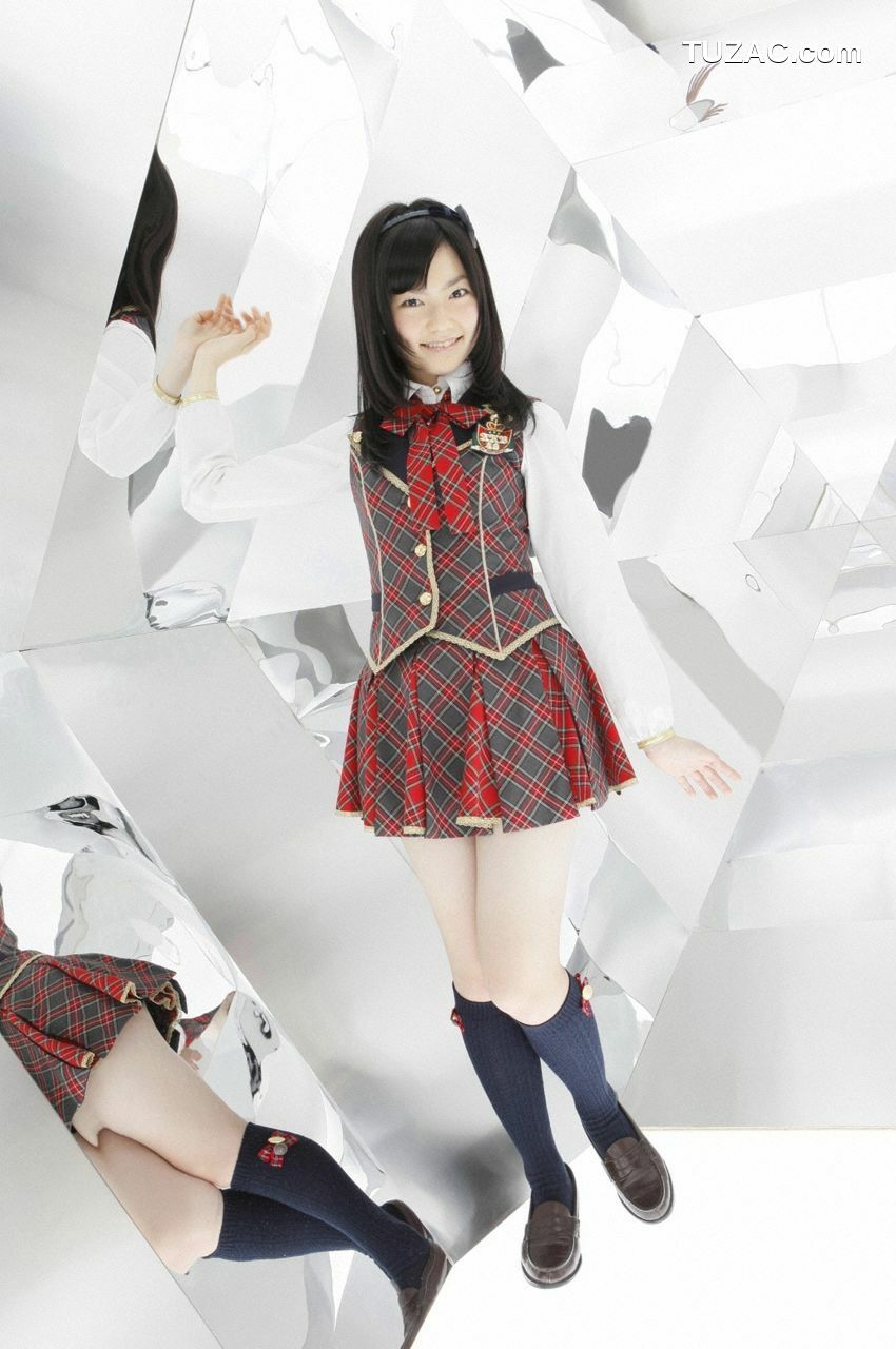 VYJ_AKB48《WORLD GIRLS》 写真集[37P]