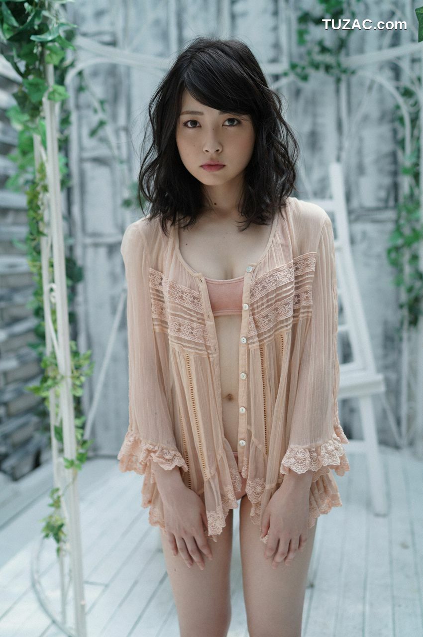 WPB写真_吉岡茉祐「First Gravure for a Voice Actress」 Extra EX726 写真集[75P]