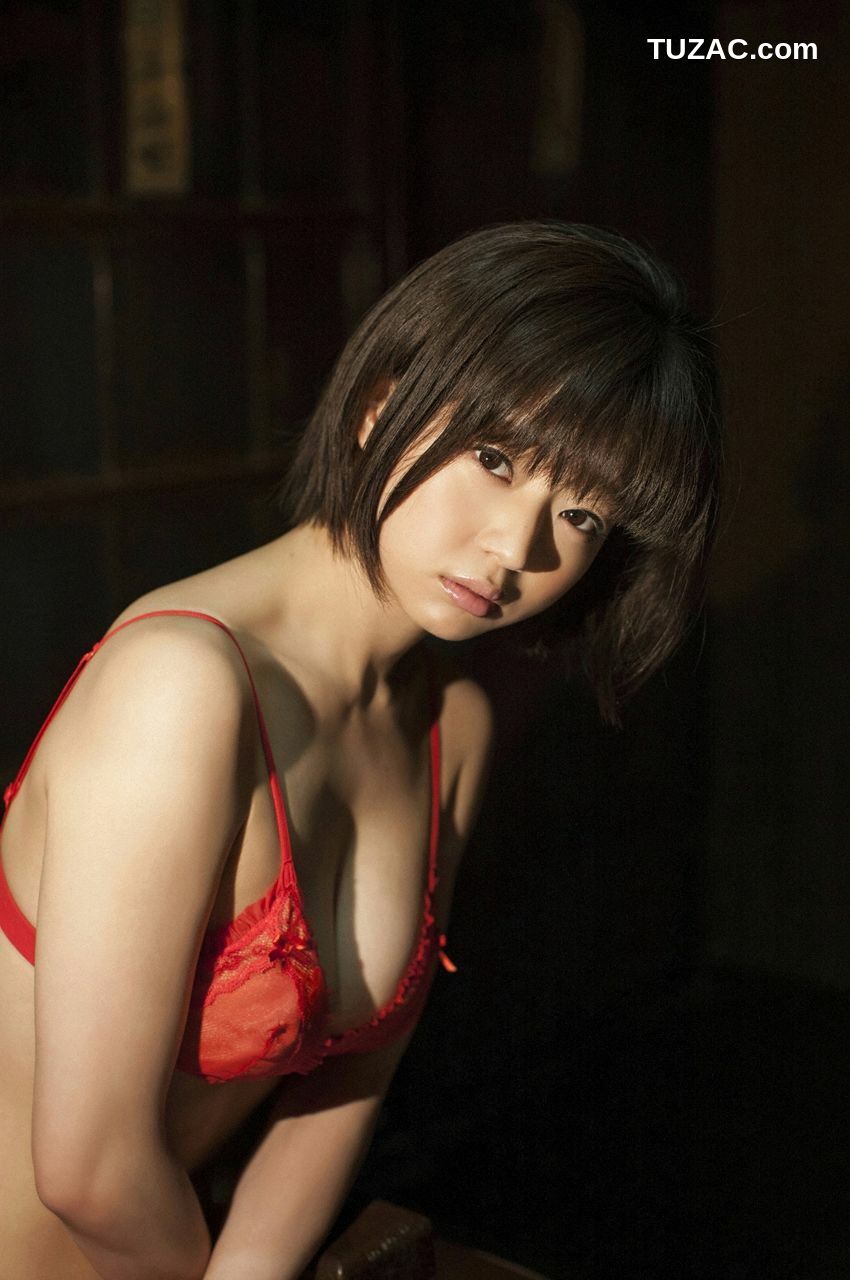 WPB写真_喜屋武ちあき《解き放つ》 No.158 写真集[100P]