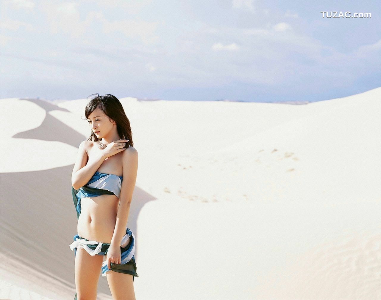 WPB写真_小松彩夏 Ayaka Komatsu No.92 写真集[110P]