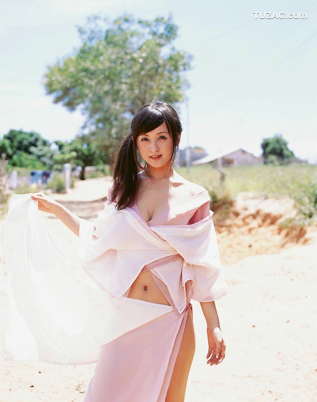 WPB写真_小松彩夏 Ayaka Komatsu No.92 写真集[110P]