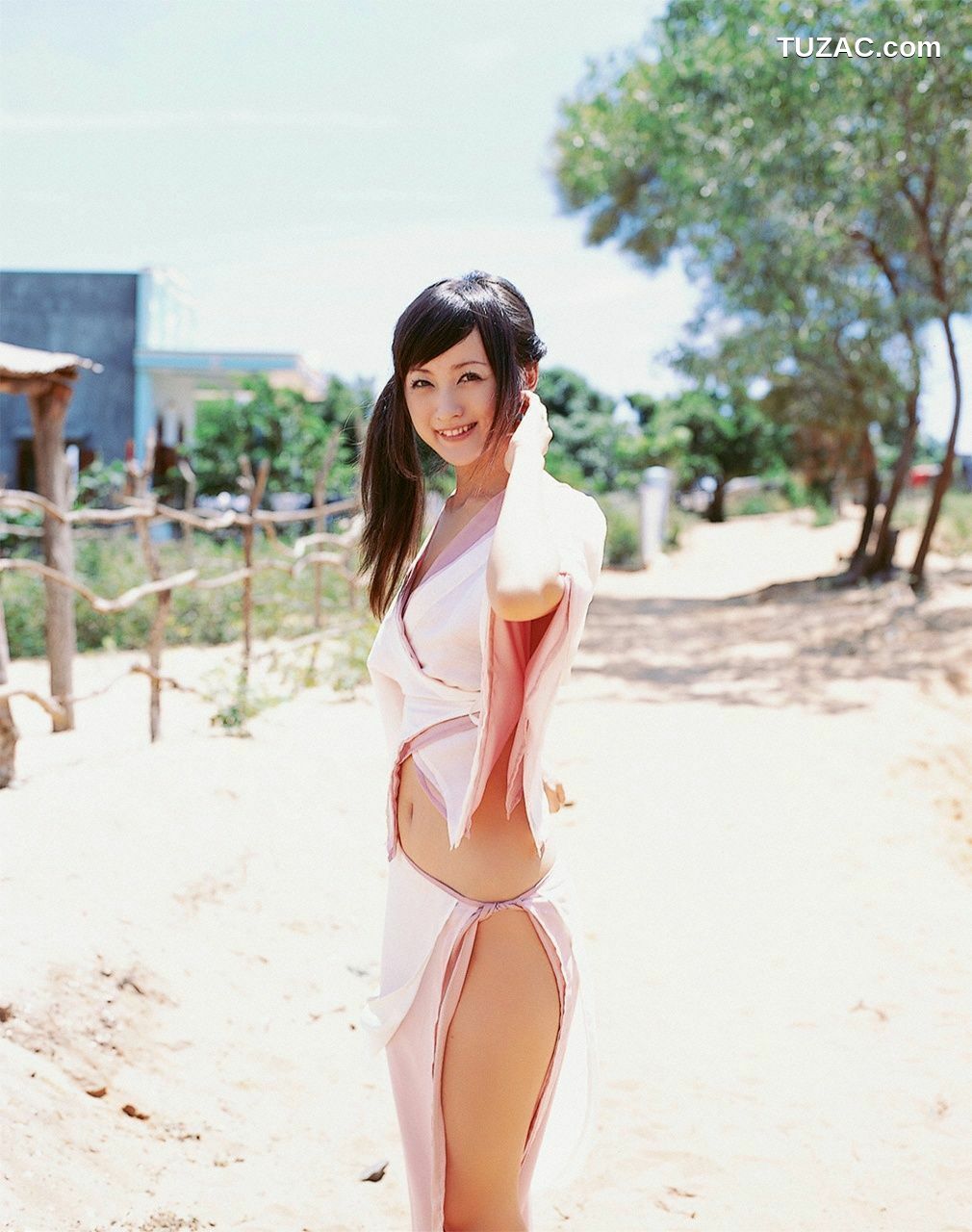 WPB写真_小松彩夏 Ayaka Komatsu No.92 写真集[110P]