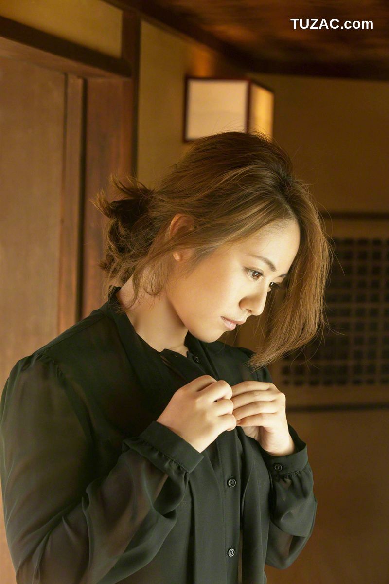Wanibooks_ NO.120 Sayaka Isoyama 矶山沙也加/磯山さやか 写真集[161P]
