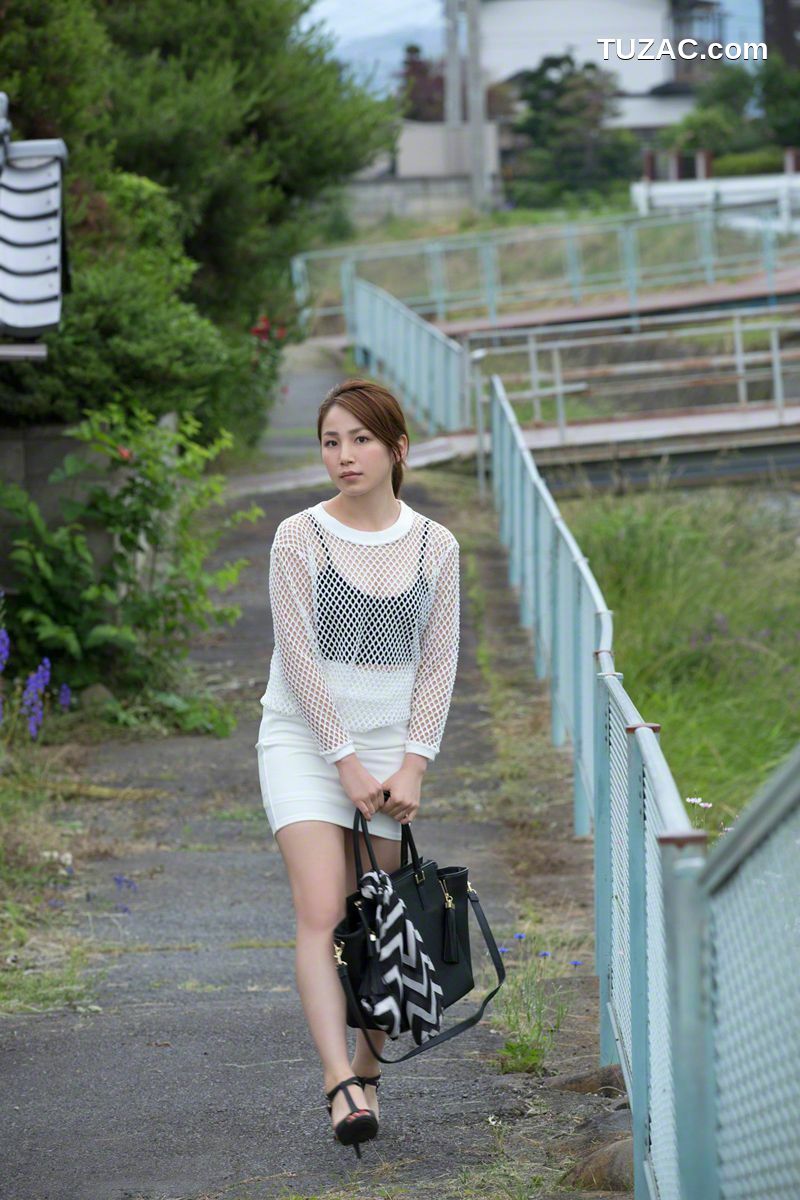 Wanibooks_ NO.129 You Kikkawa 吉川友 写真集[189P]