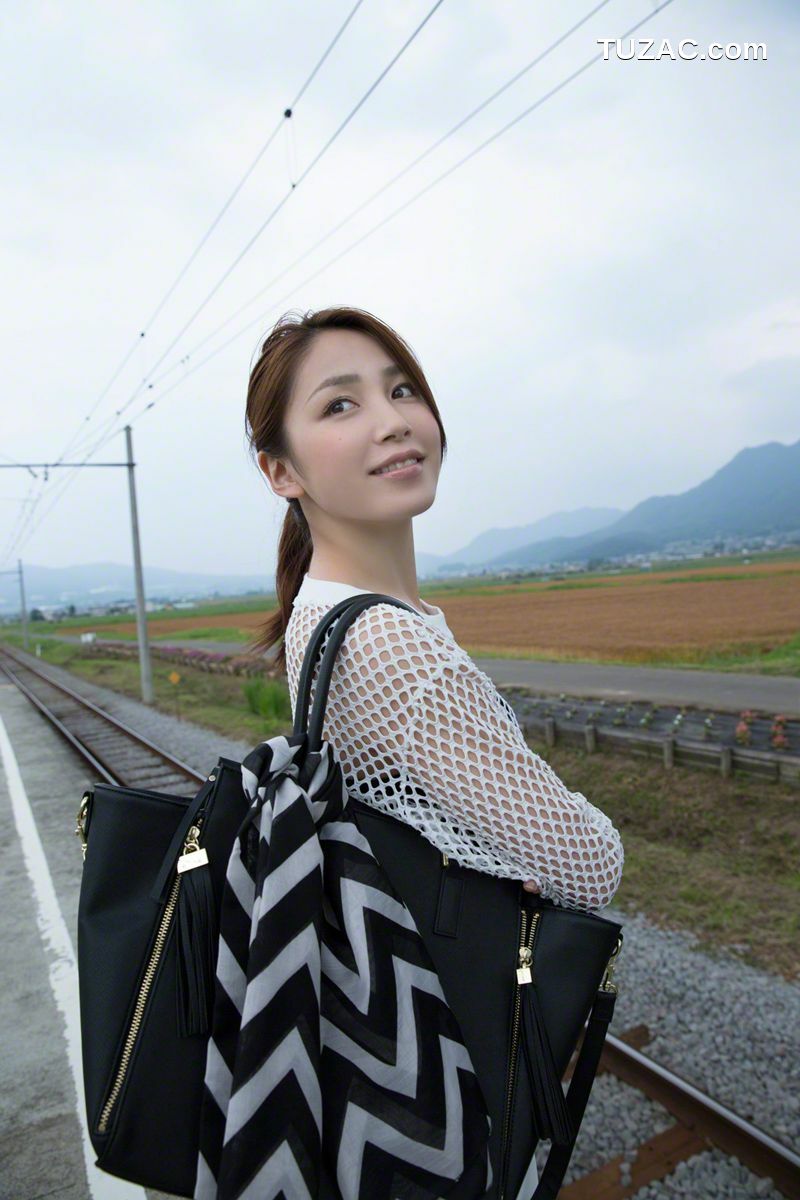 Wanibooks_ NO.129 You Kikkawa 吉川友 写真集[189P]