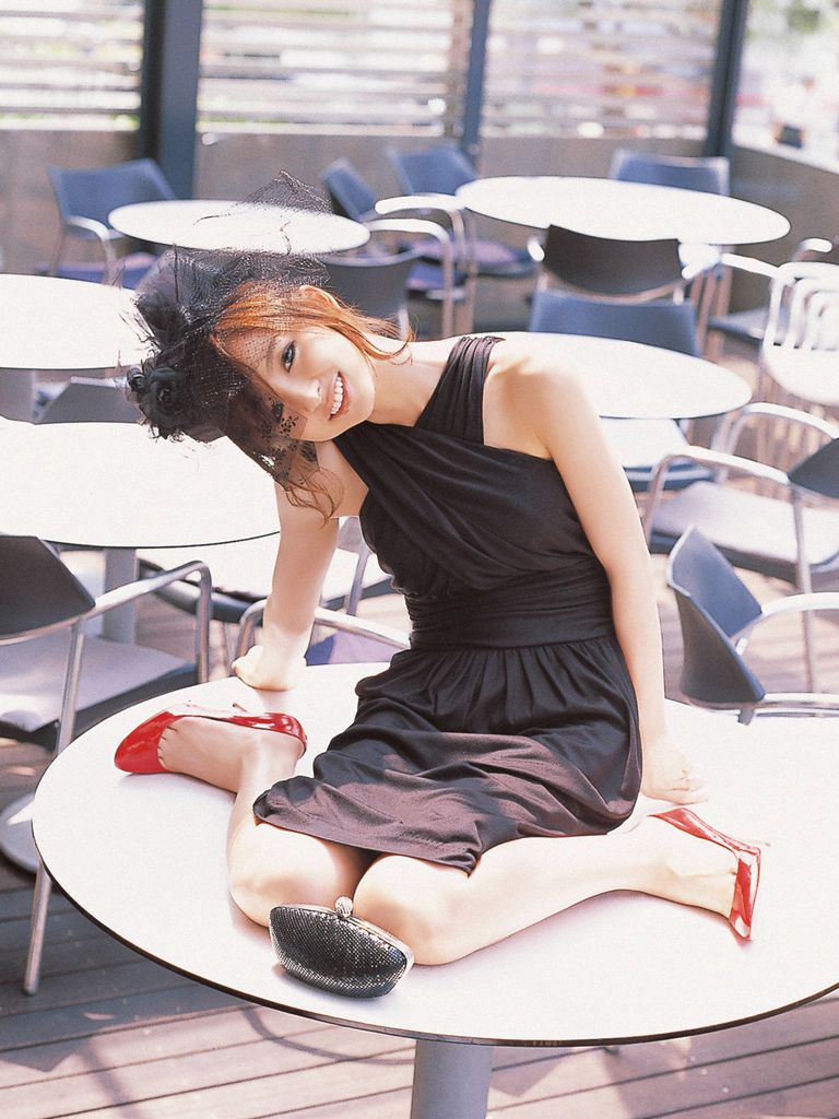 Wanibooks_ NO.51 Mariko Shinoda 篠田麻里子 写真集[196P]