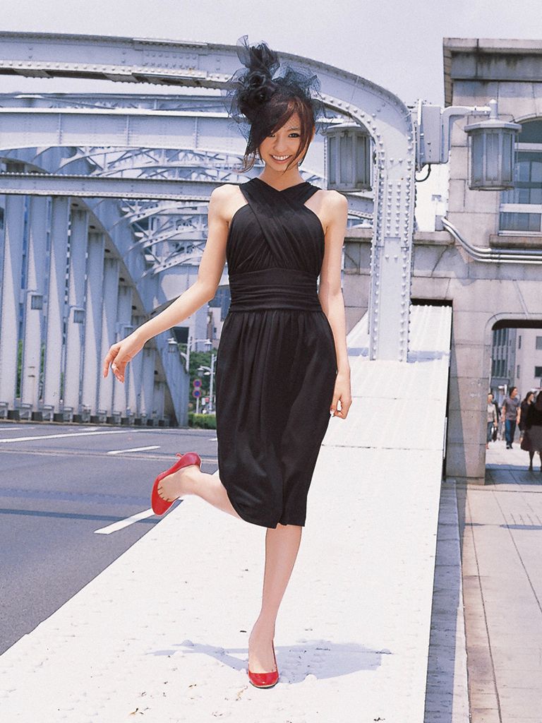Wanibooks_ NO.51 Mariko Shinoda 篠田麻里子 写真集[196P]