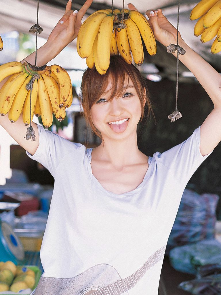 Wanibooks_ NO.51 Mariko Shinoda 篠田麻里子 写真集[196P]