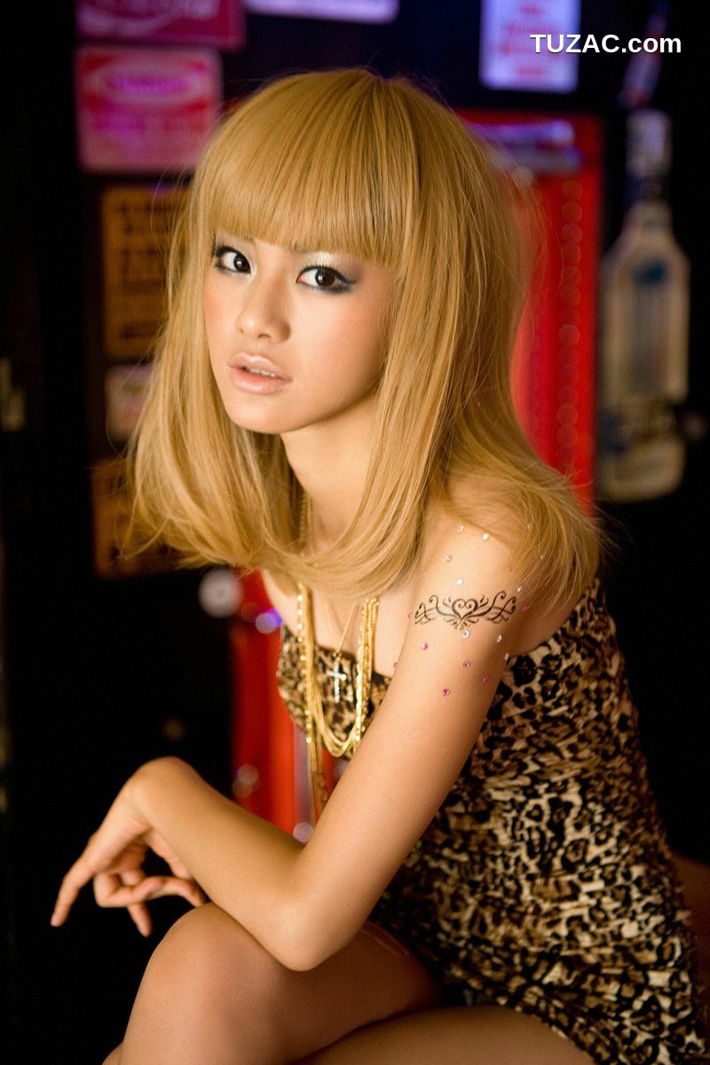Wanibooks_ NO.79 Rika Sato さとう里香 写真集[250P]