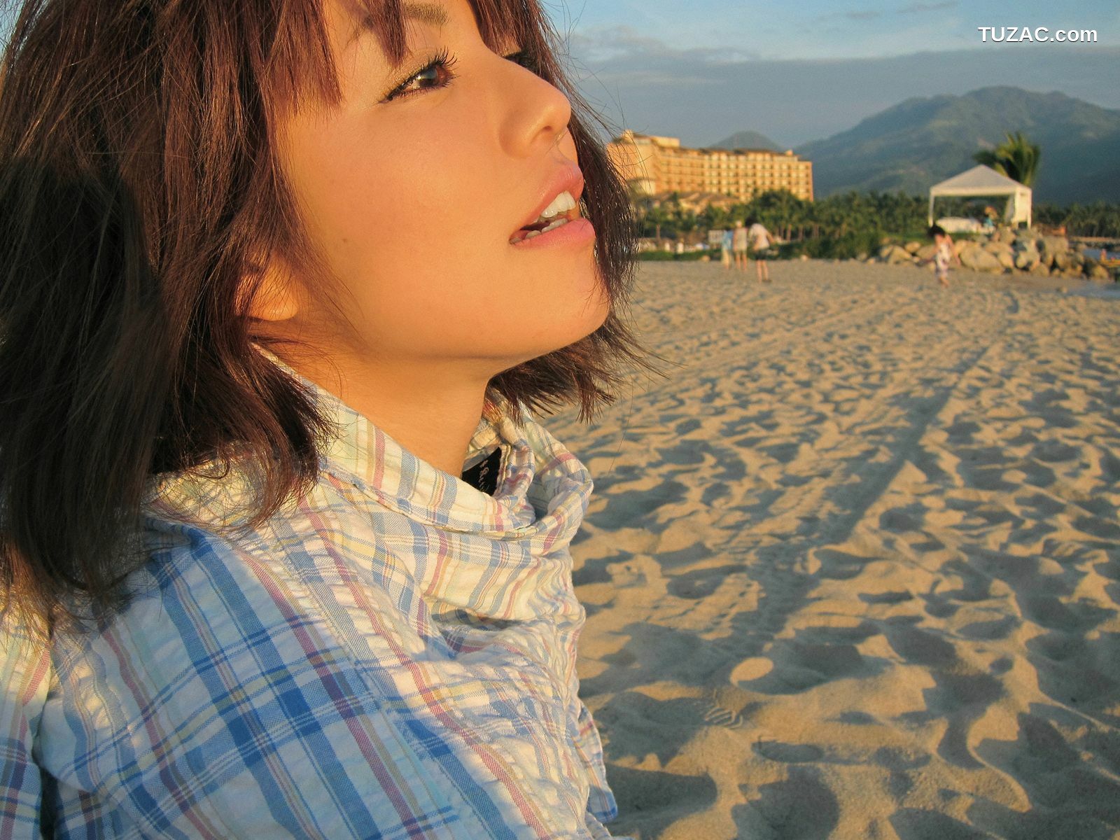 Wanibooks_ NO.83 Sayaka Isoyama 矶山沙也加/矶山さやか 写真集[172P]