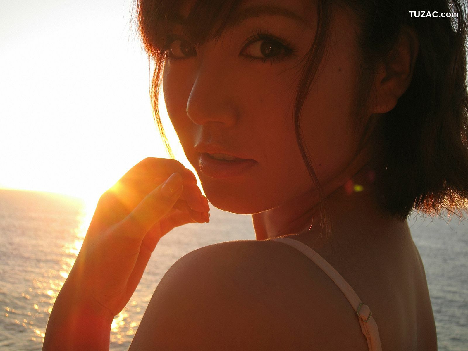 Wanibooks_ NO.83 Sayaka Isoyama 矶山沙也加/矶山さやか 写真集[172P]