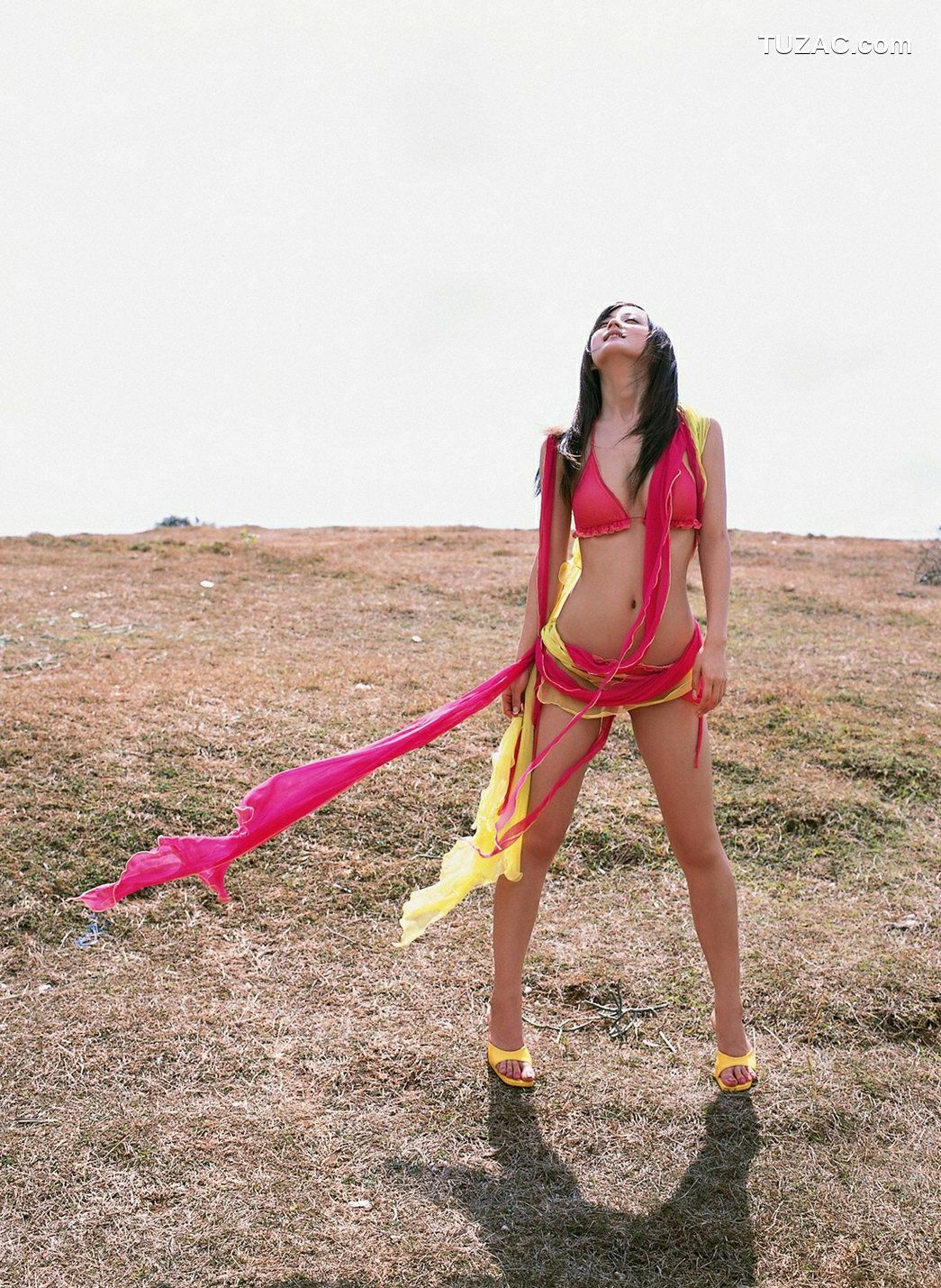 YS Web_ Vol.250 Ayaka Komatsu 小松彩夏 写真集[71P]
