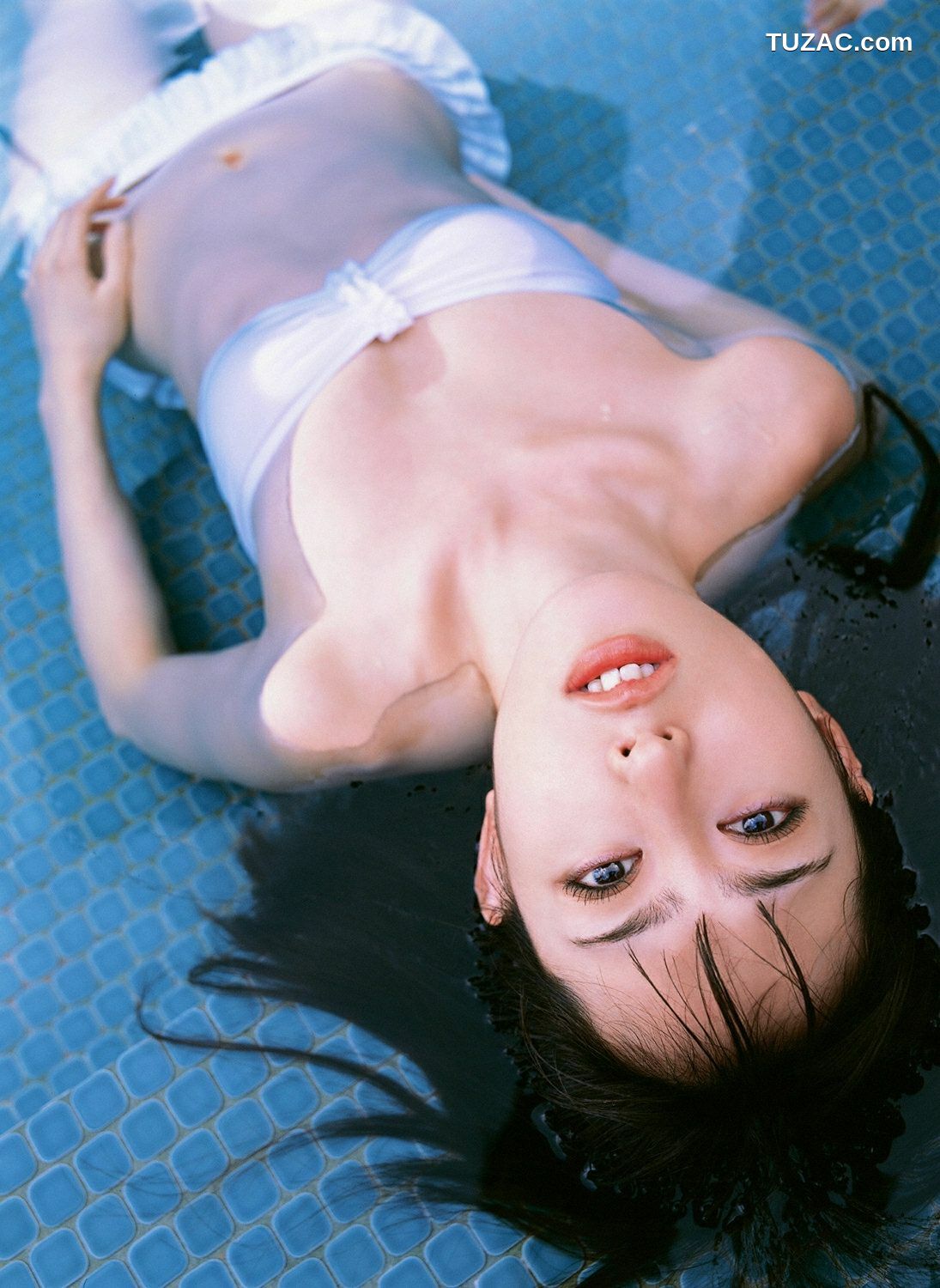 YS Web_ Vol.261 Rina Akiyama 秋山莉奈 写真集[70P]