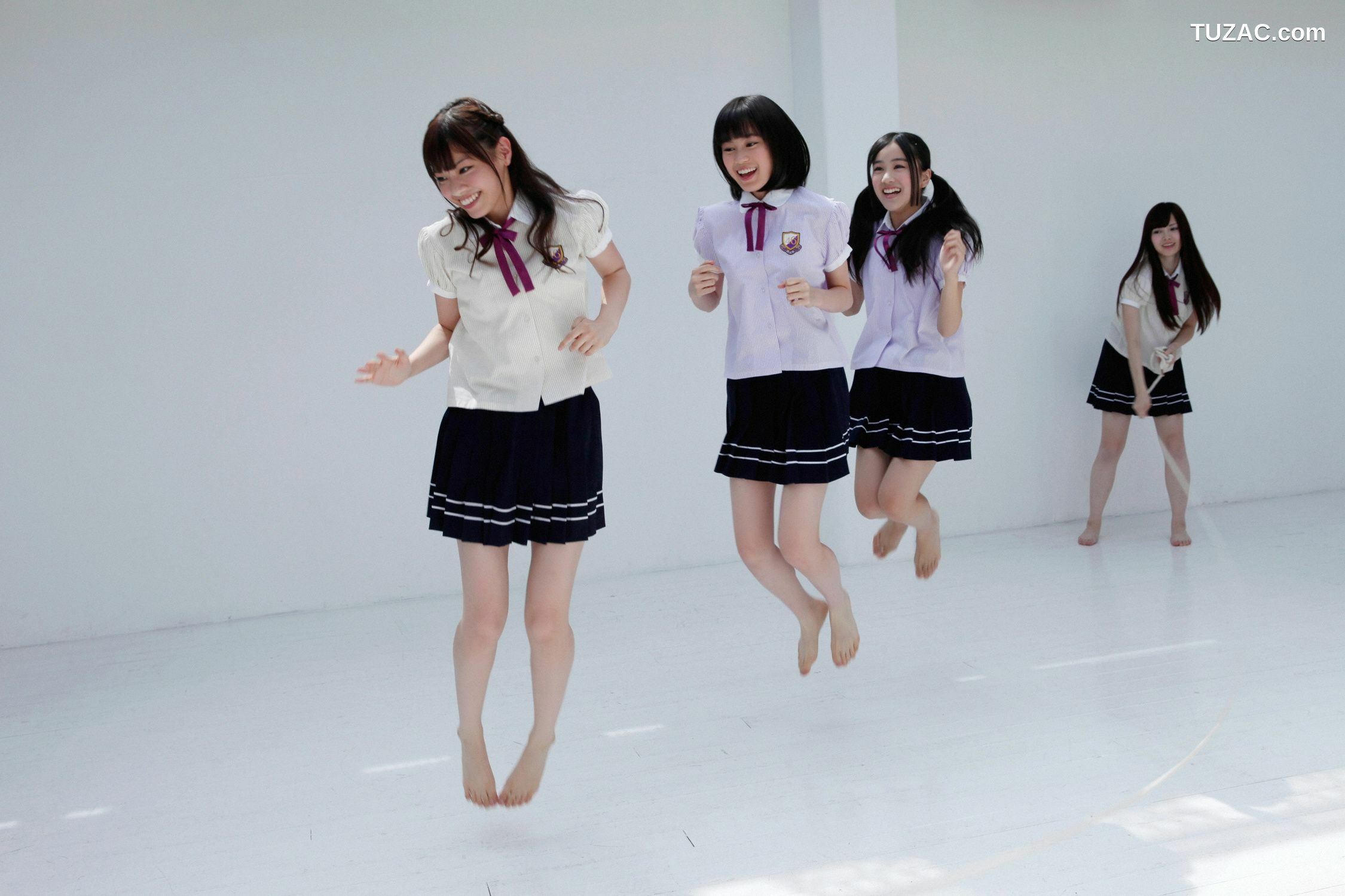 YS Web_ Vol.521 乃木阪46《走れ!ライバル》写真集[94P]