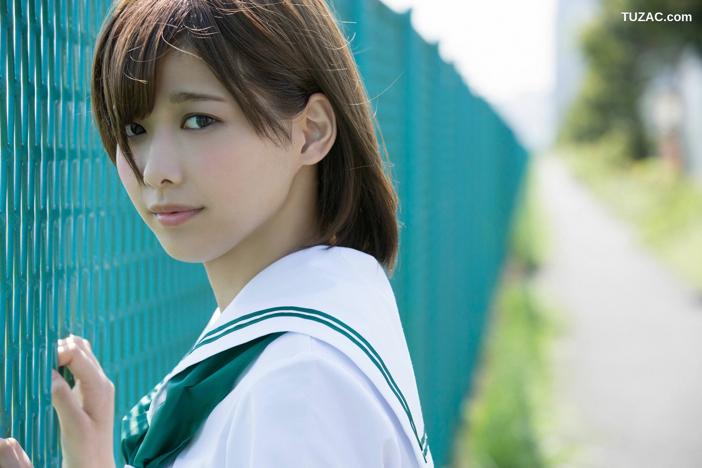 YS Web_ Vol.715 欅坂46成员(平手友梨奈 菅井友香 渡边理佐) 写真集 [50P]