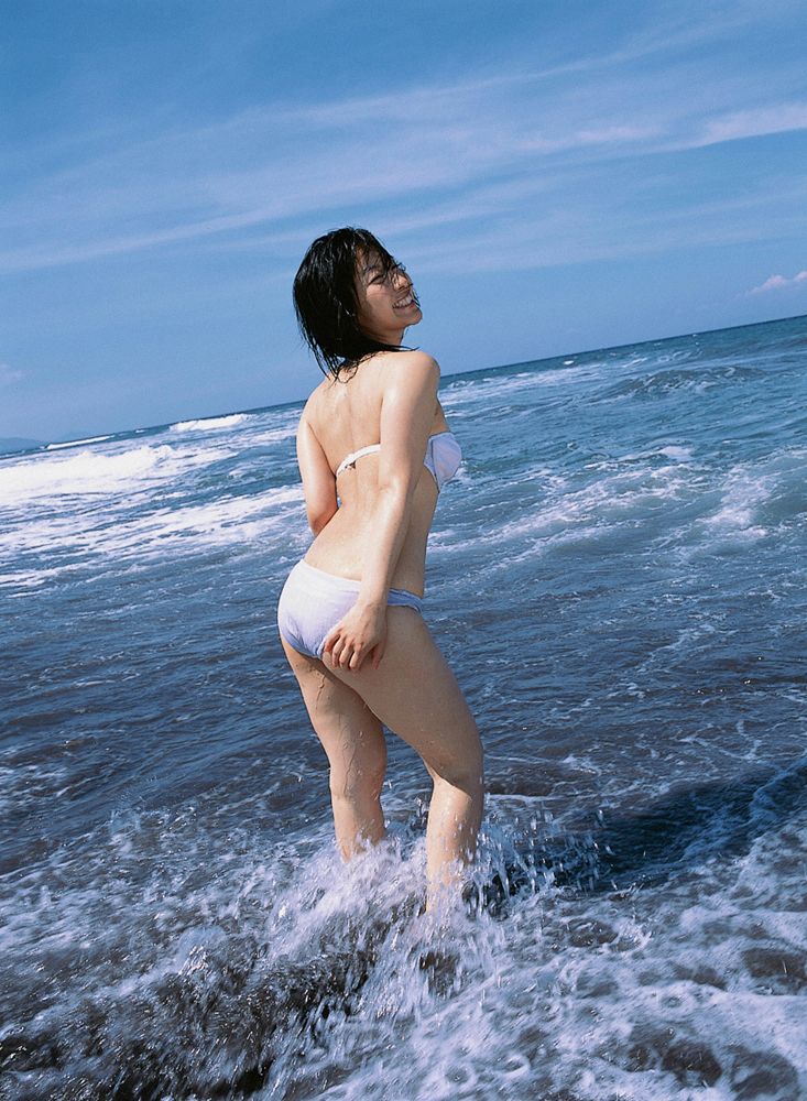 YS Web_佐藤寛子《Lights Camera Action》写真集 Vol.137[72P]