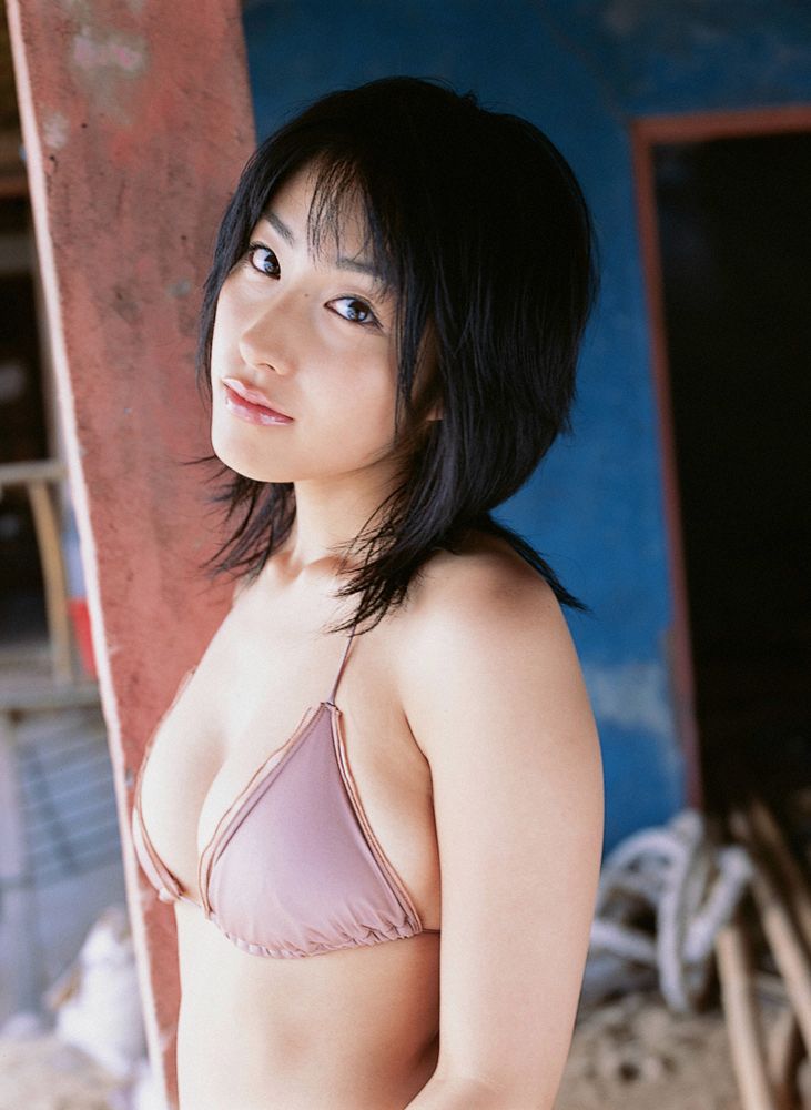 YS Web_佐藤寛子《Lights Camera Action》写真集 Vol.137[72P]