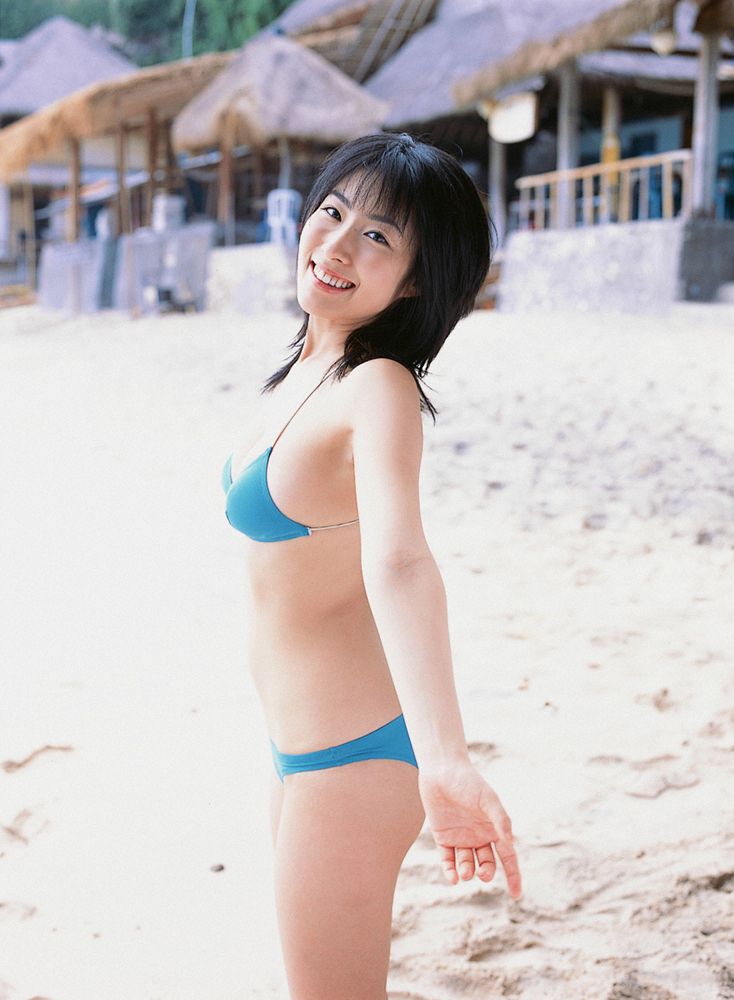 YS Web_佐藤寛子《Lights Camera Action》写真集 Vol.137[72P]