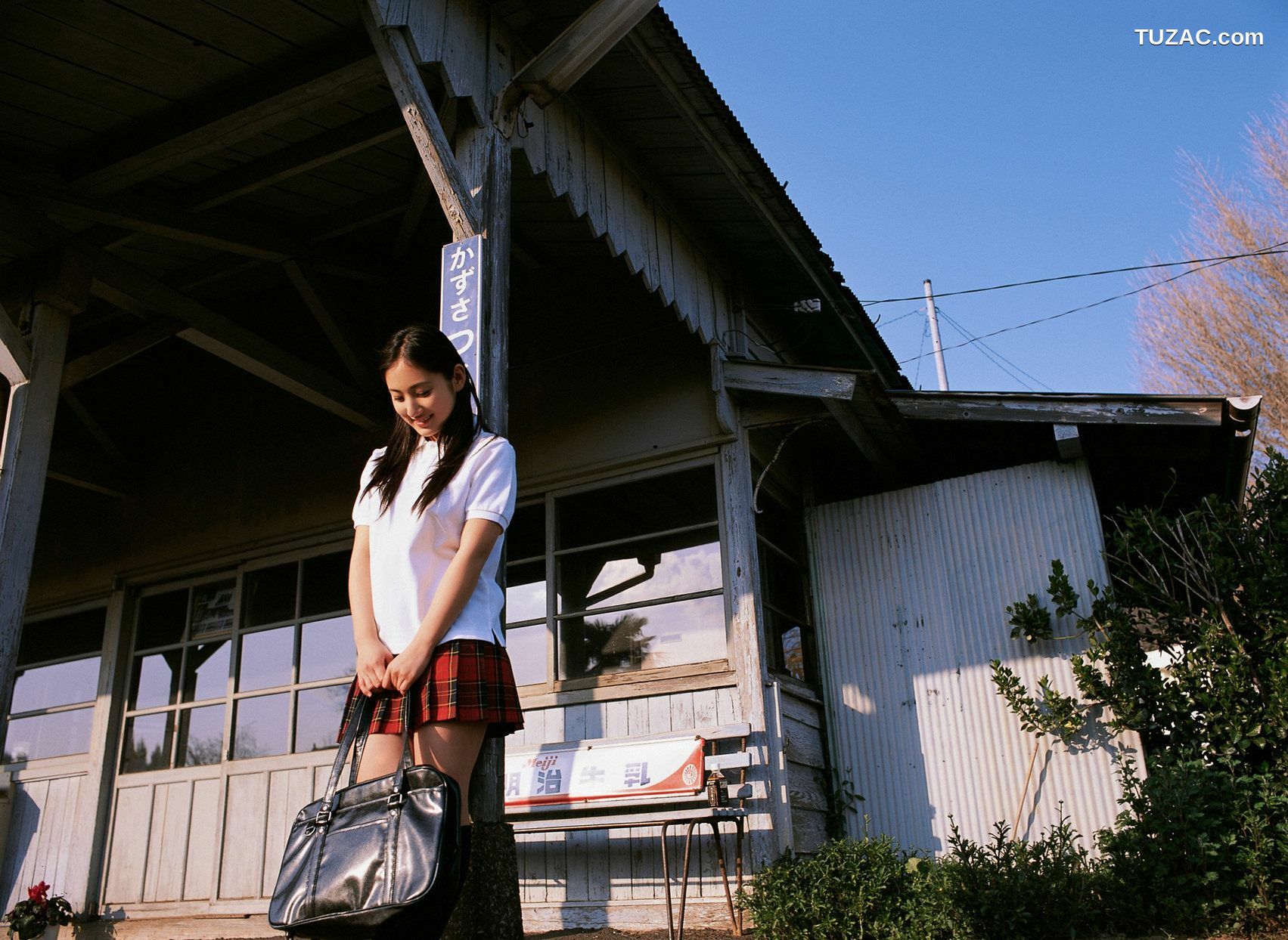 YS Web_入江紗綾《放課後の冒険》写真集 Vol.310[124P]
