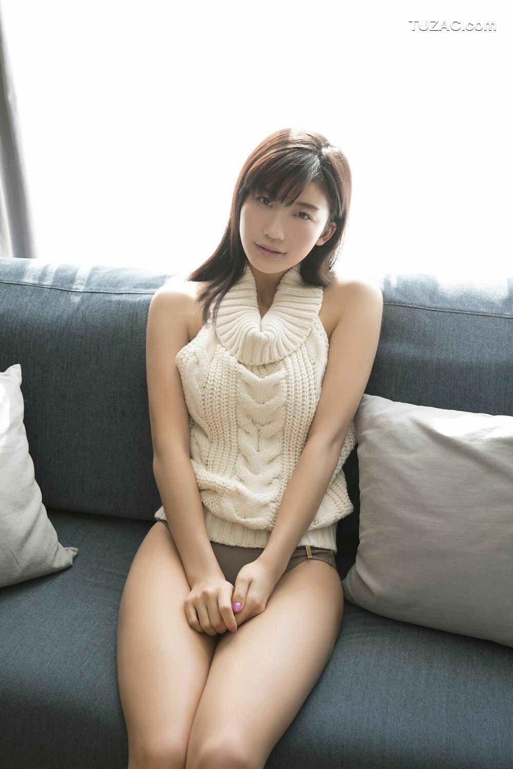 YS Web_小倉優香《女神降臨》 Vol.811 写真集[100P]