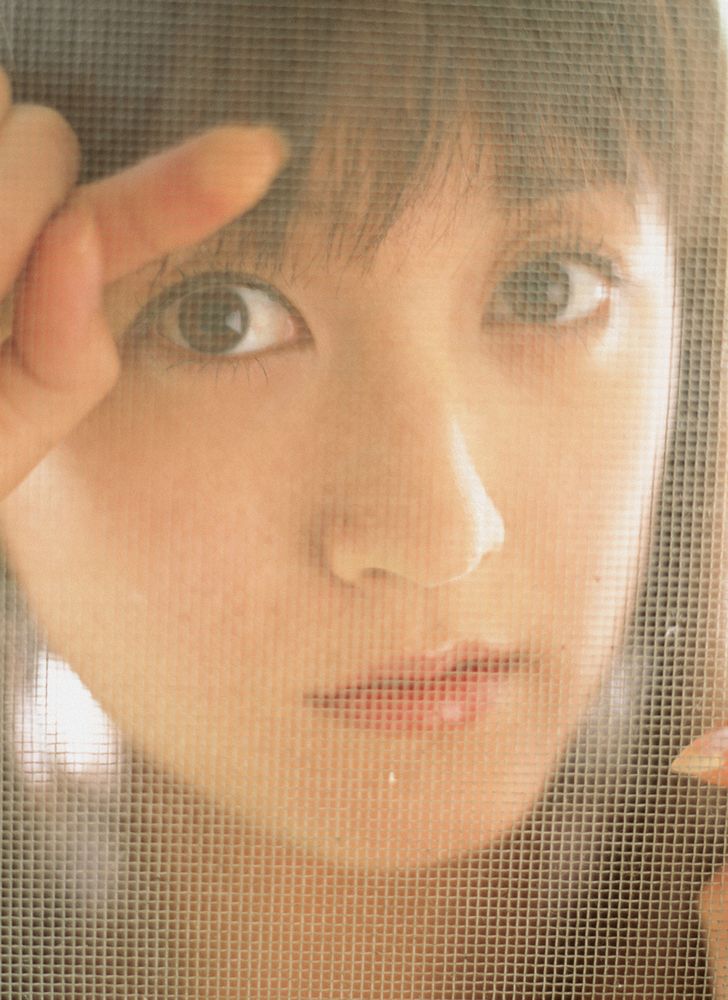 YS Web_小松彩夏《オトナ？コドモ？》写真集 Vol.135[81P]